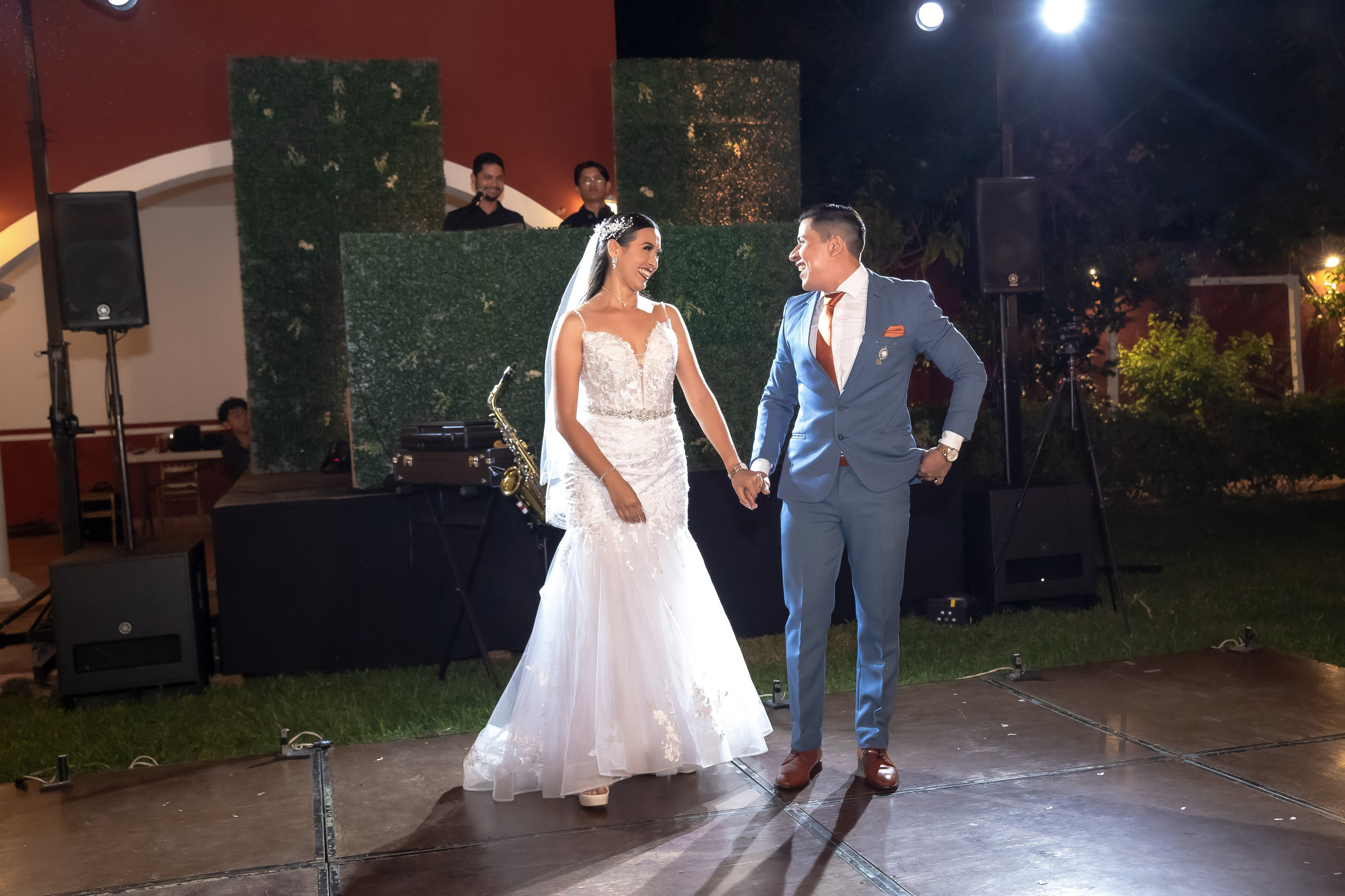 Delta & Cesar. Simón Enríquez Studio