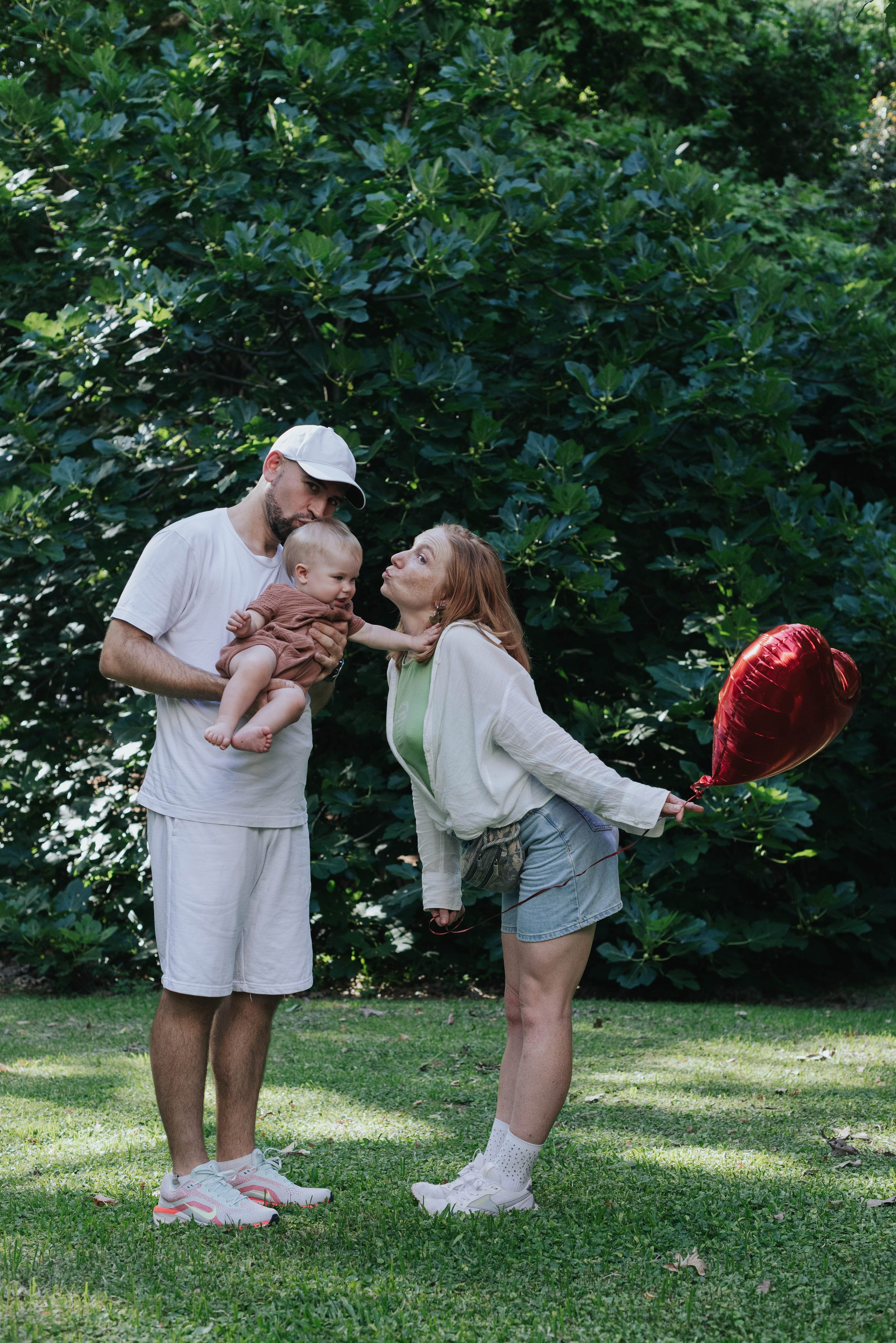 The day they turned one. Photographer @elmirkami in the city of Buenos Aires