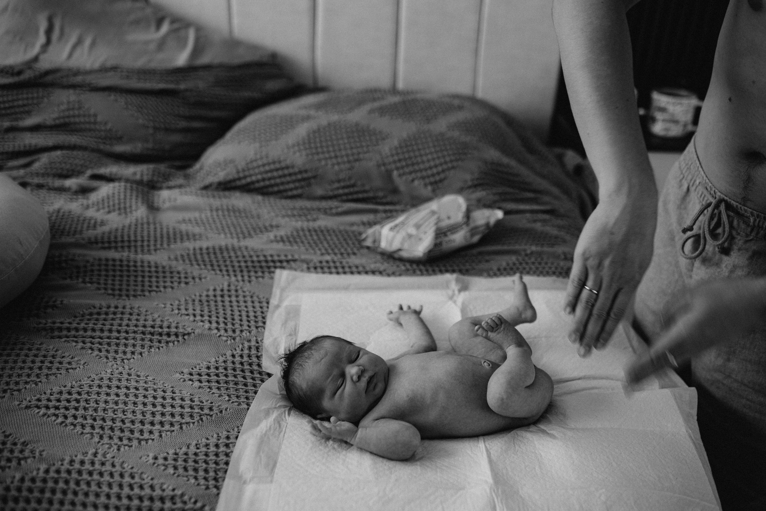 Luna 7 days. Fotografa documental de familia e nascimento em Florianópolis SC Daria Ermolaev