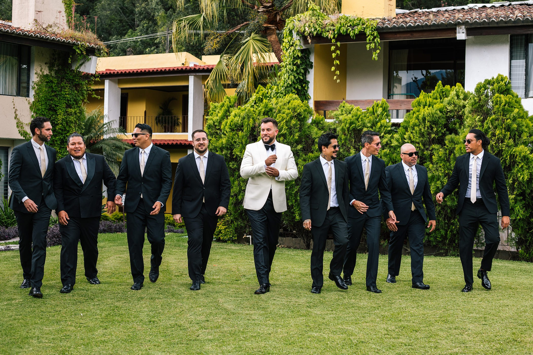 Formal. Wedding Photographer Ruth Preciado