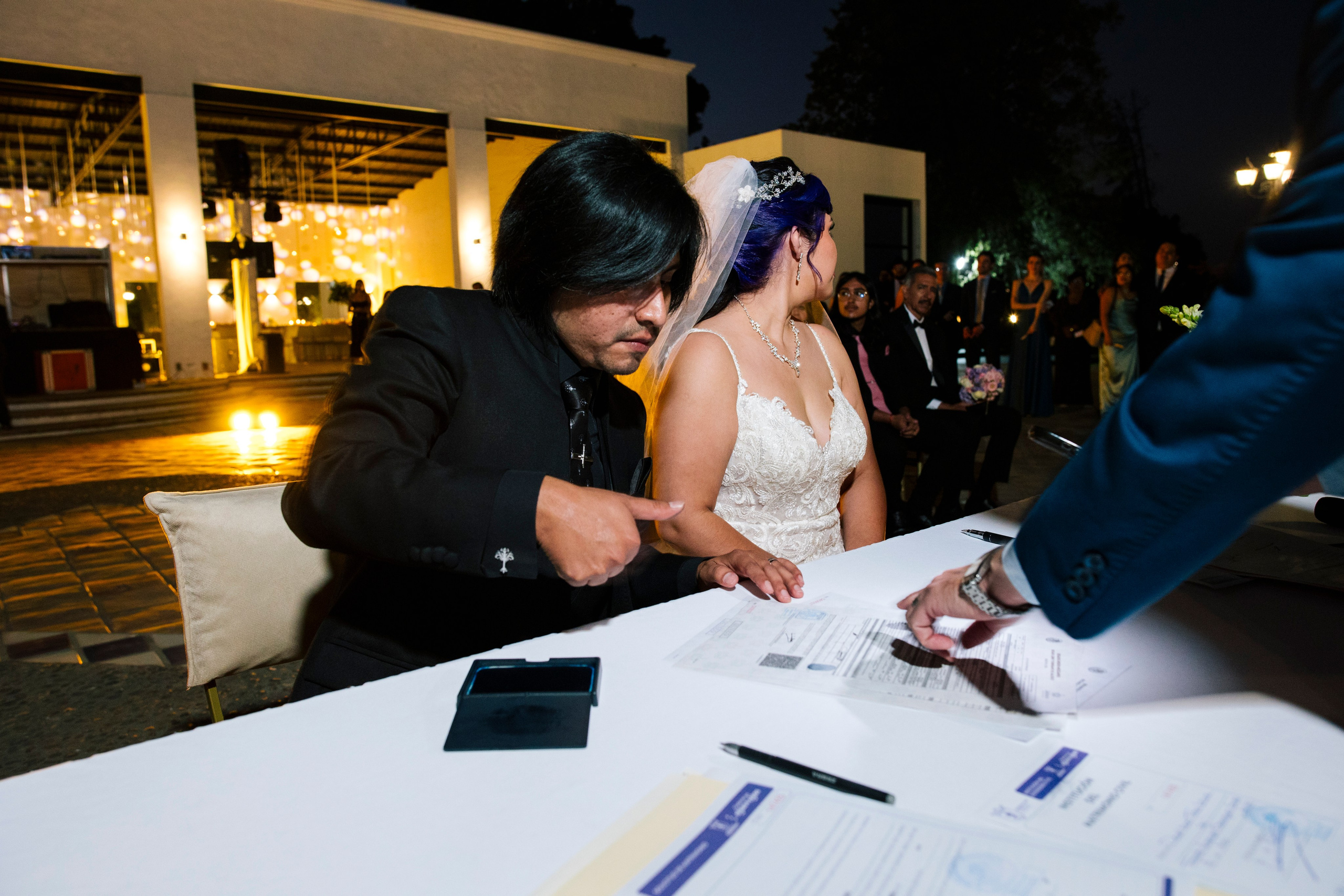 Civil. Wedding Photographer Ruth Preciado