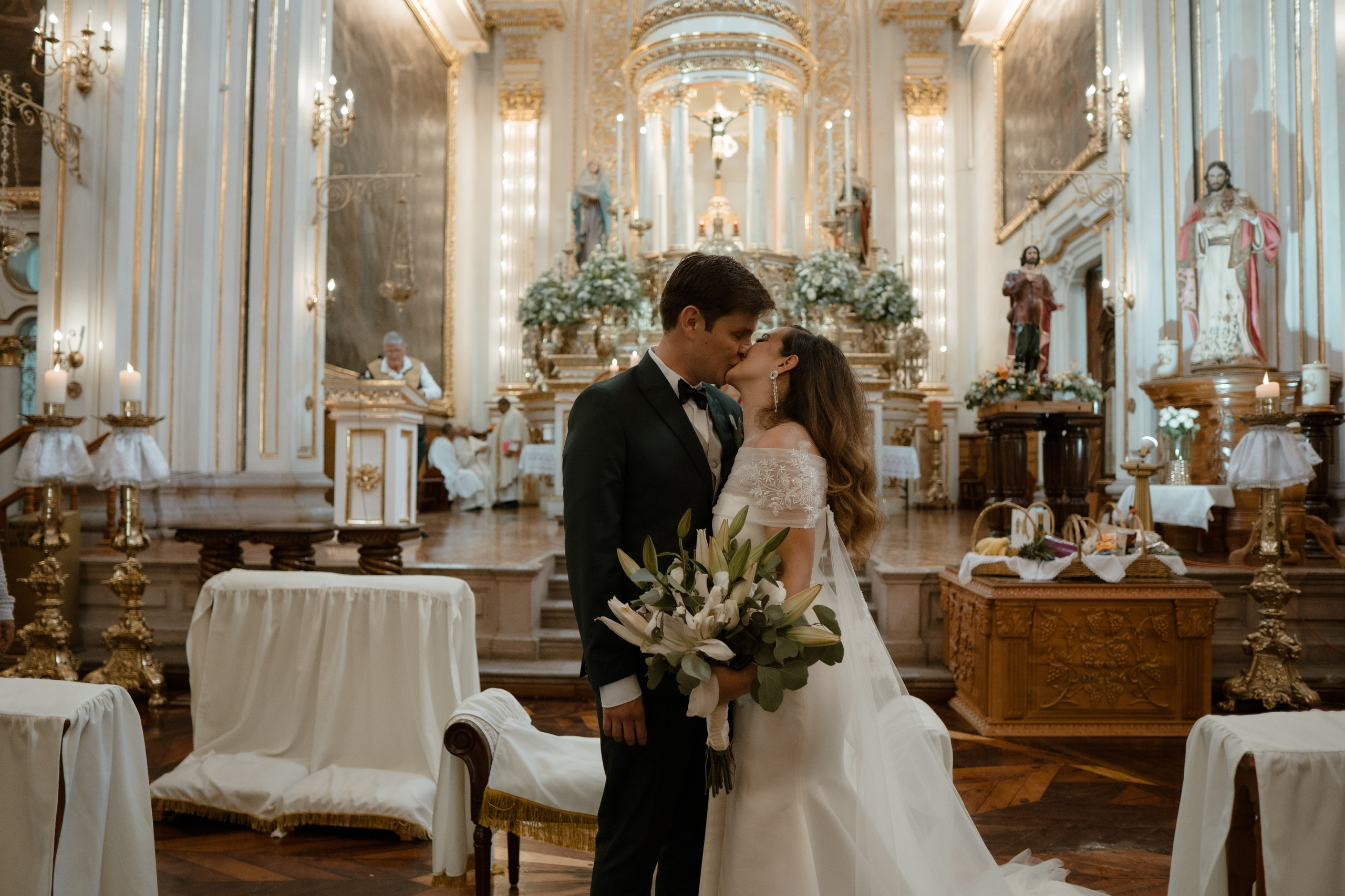 Jorge y Liliana. TWO MILLIMETERS