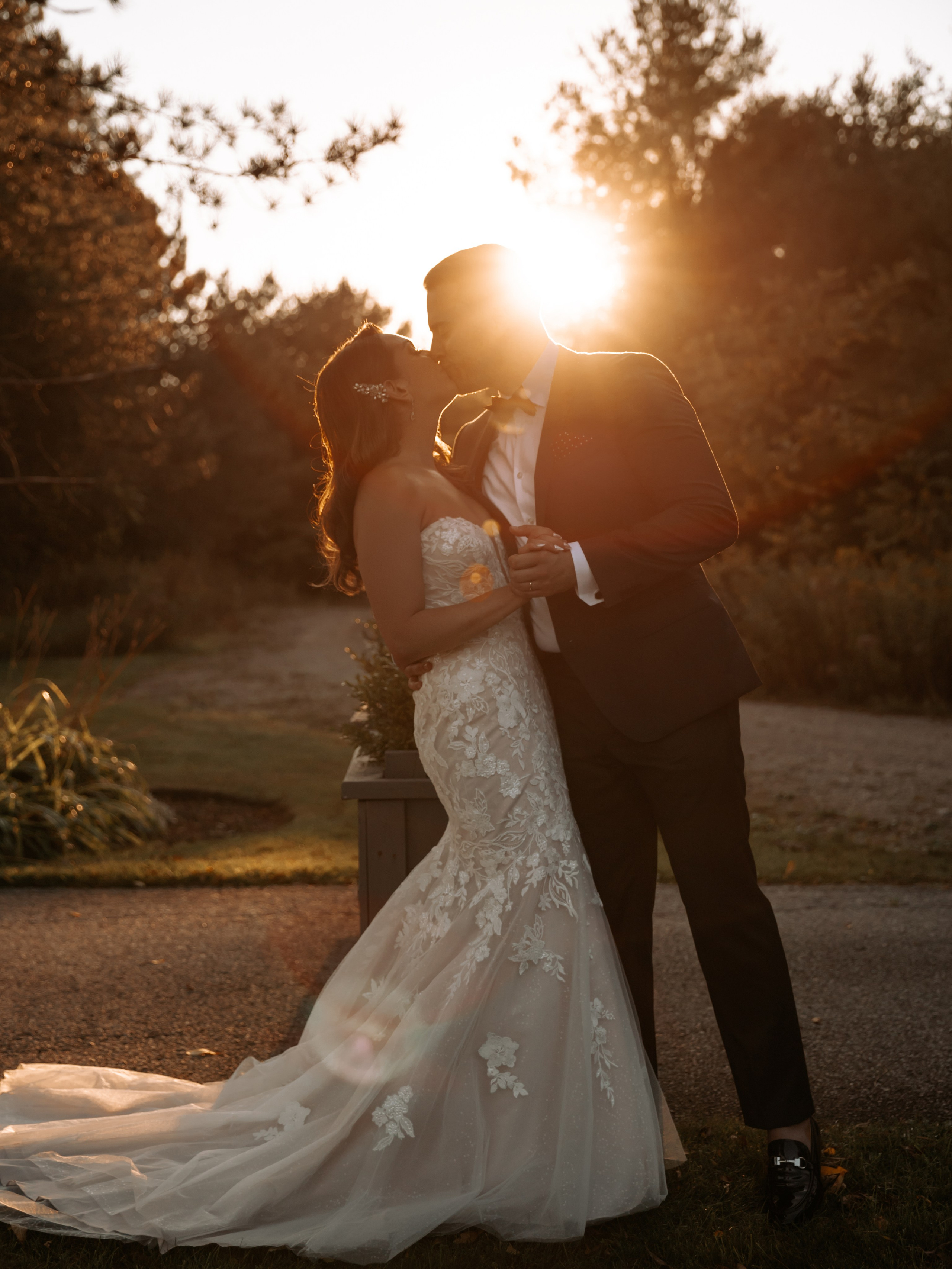 Weddings. Alex UA — Toronto photographer