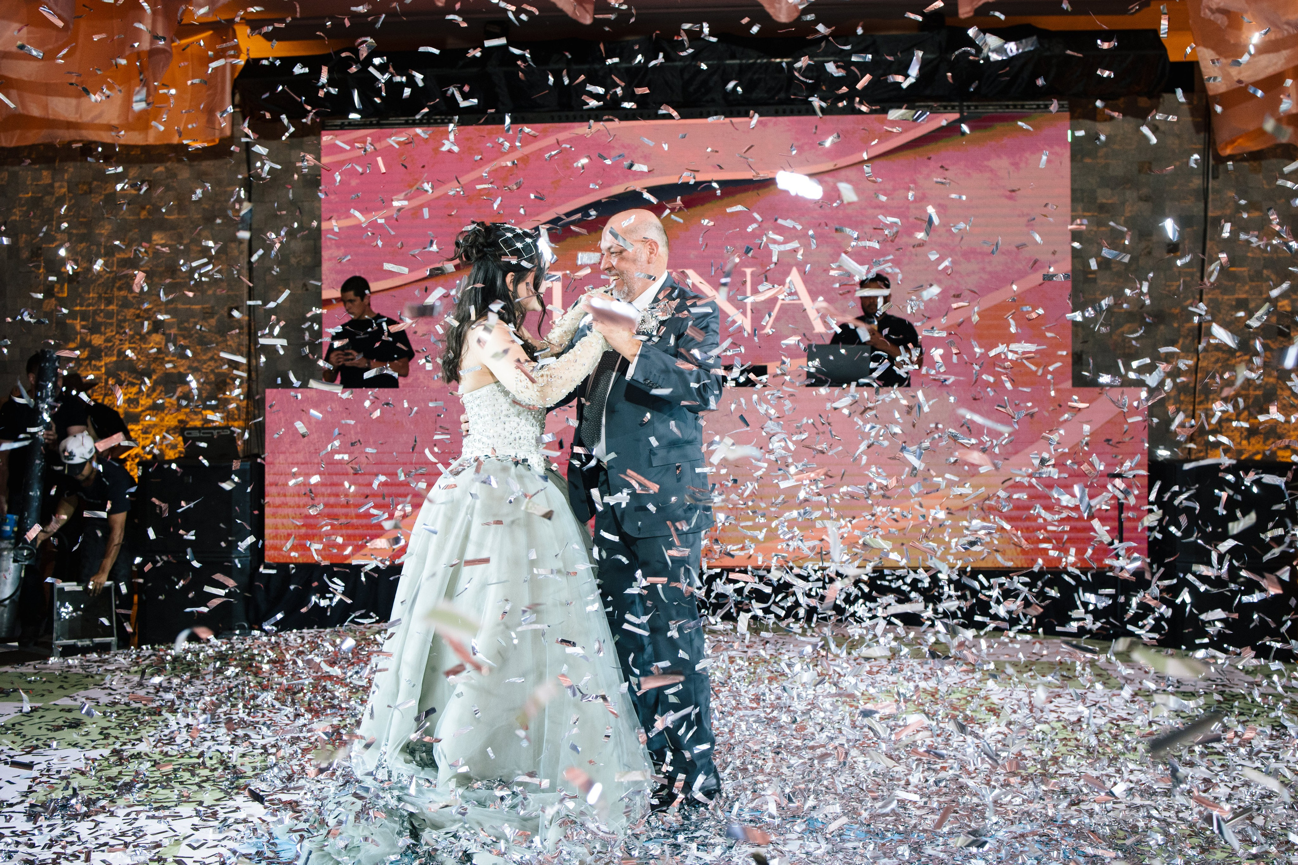 XV Luna. Wedding Photographer Ruth Preciado