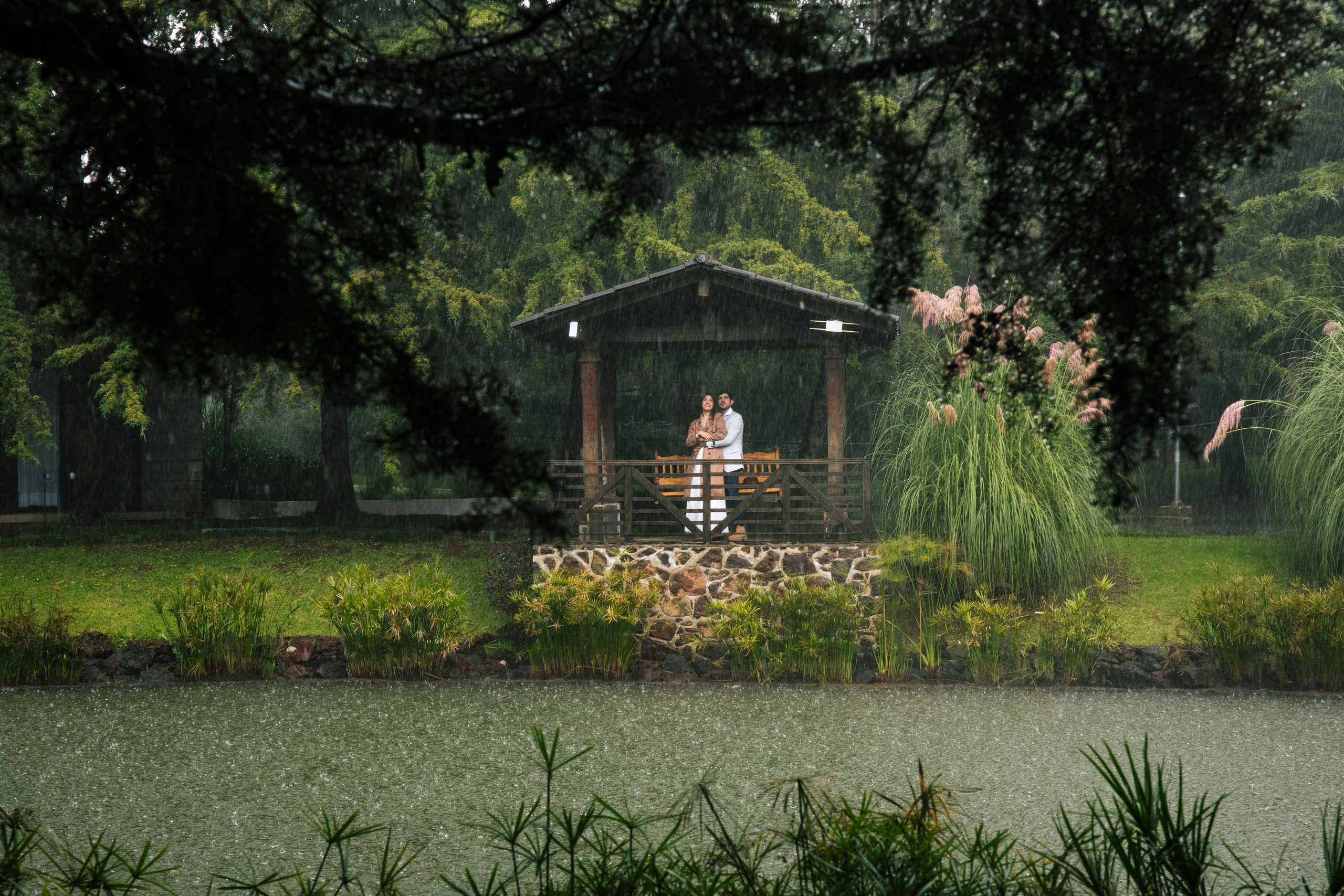 Casual en bosque Fer y Horacio. Wedding Photographer Ruth Preciado