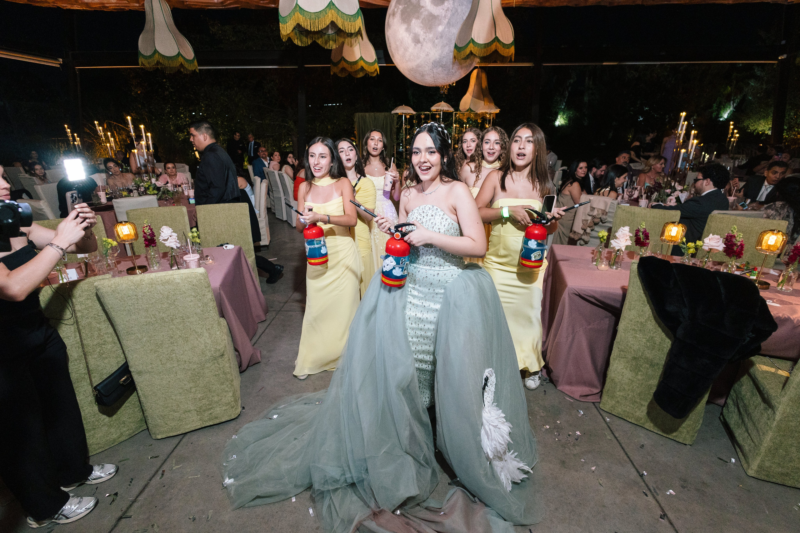 XV Luna. Wedding Photographer Ruth Preciado