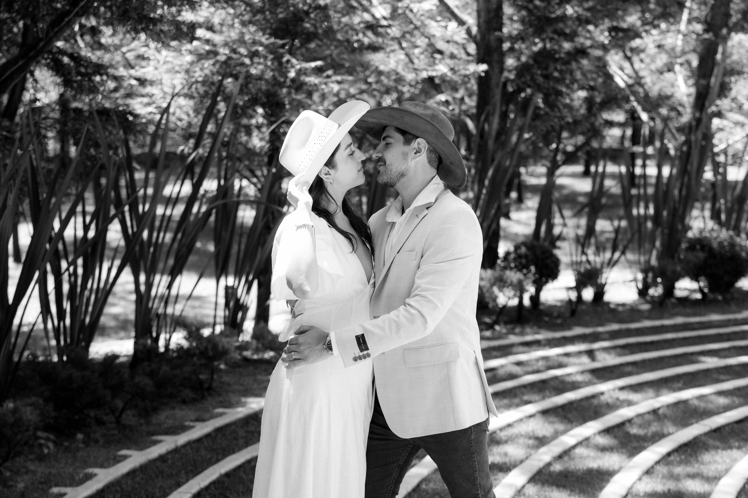 Casual en bosque Fer y Horacio. Wedding Photographer Ruth Preciado