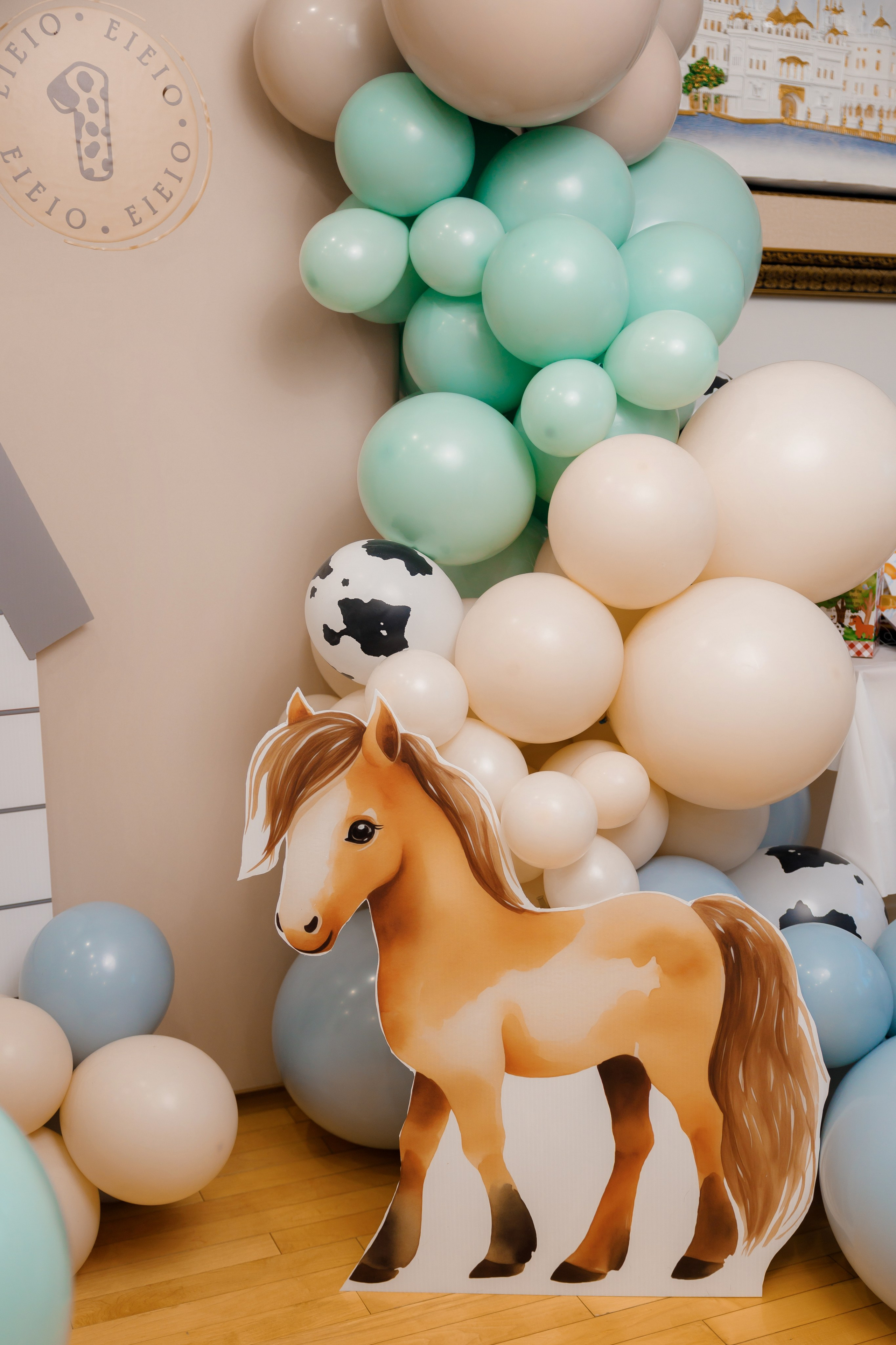 Fateh’s 1st birthday. Photographer Elvira Hryshchenko