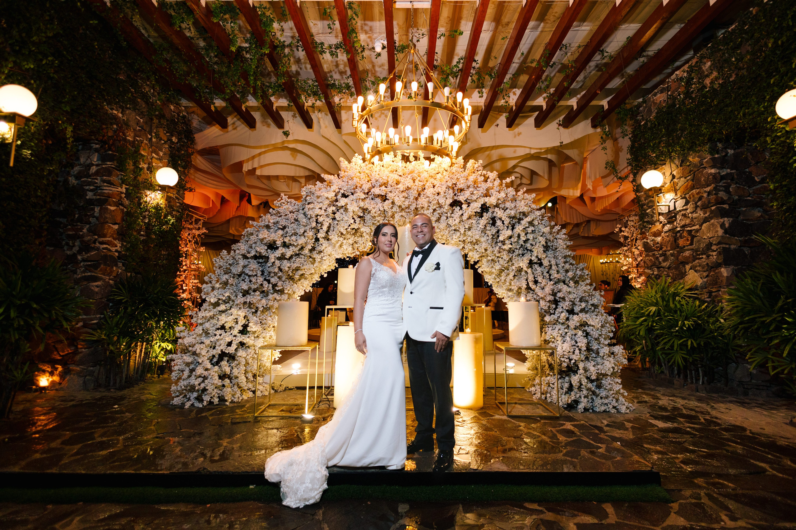 Alejandra y Salvador. Wedding Photographer Ruth Preciado