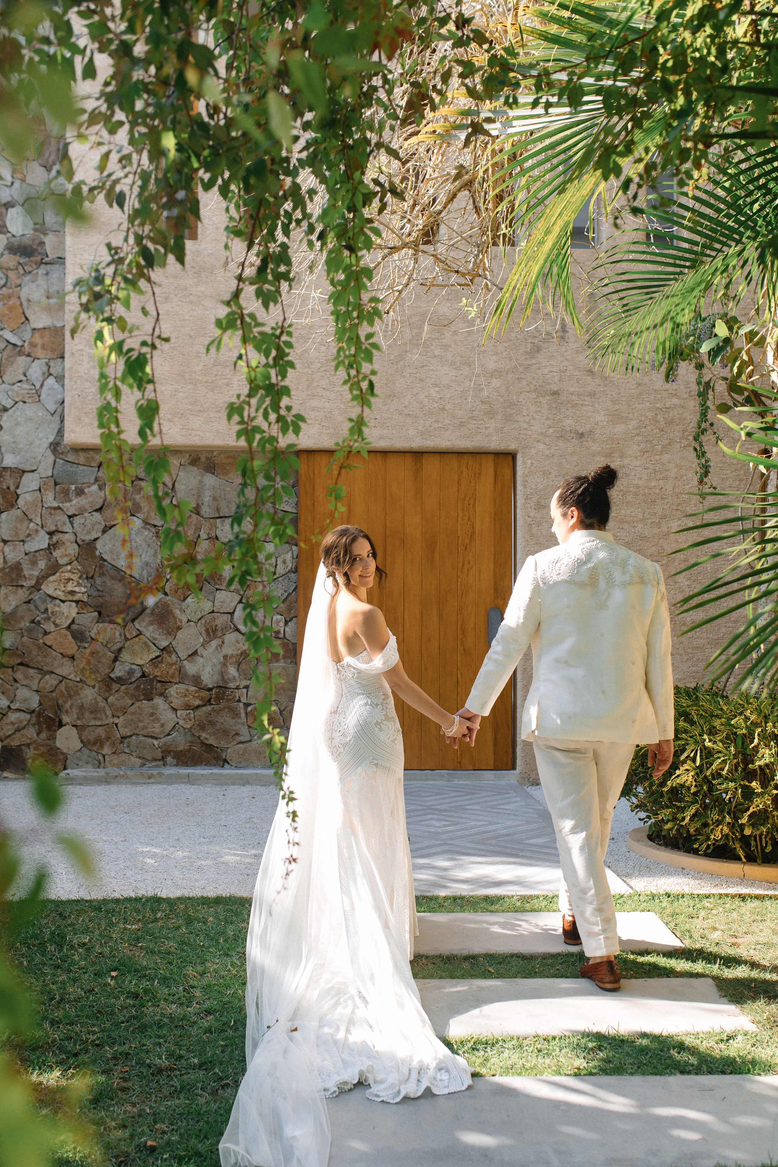 Cabo wedding photographer and videographer