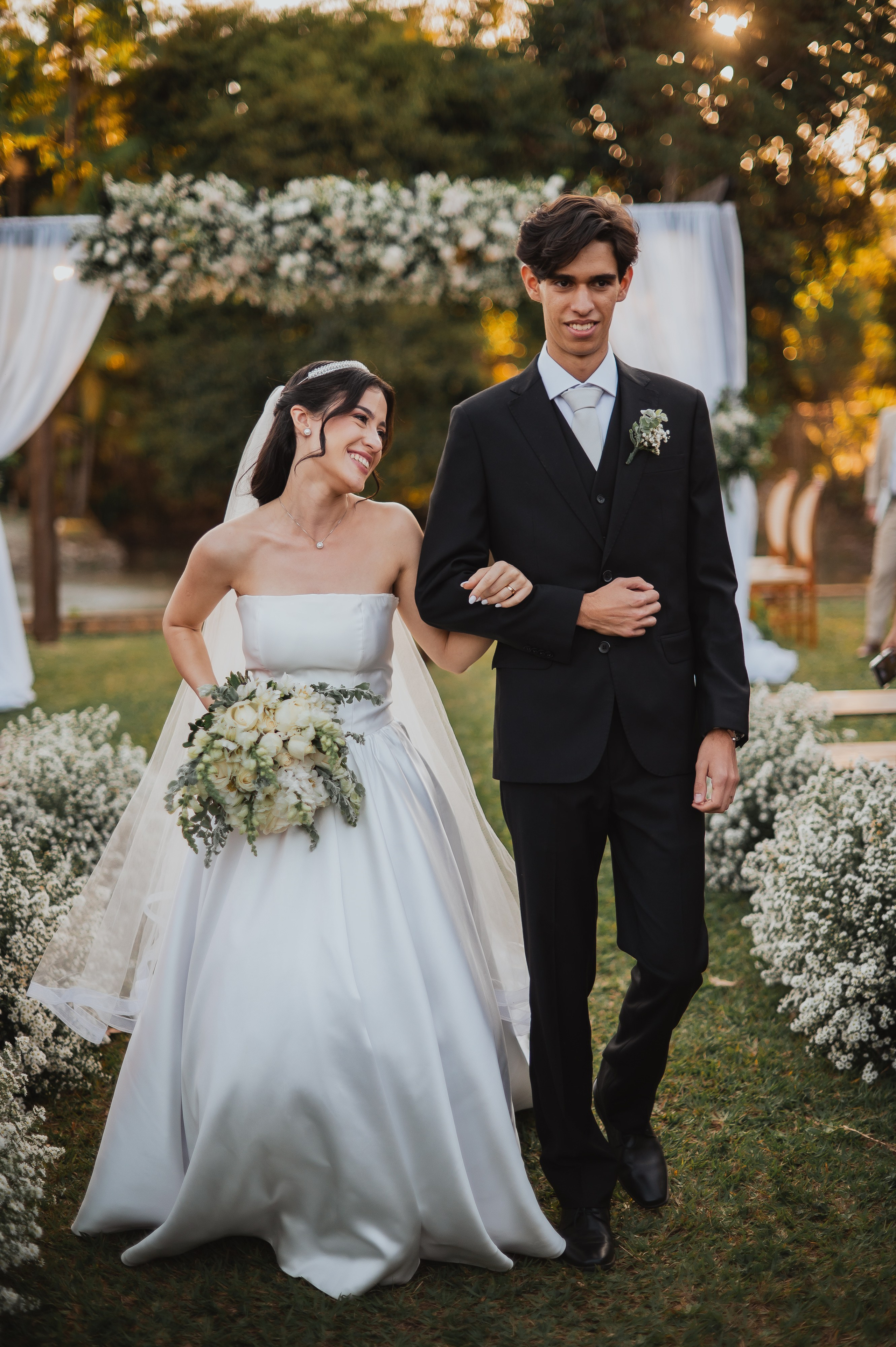 Gabriela e Tiago. Jhon Oliveira Fotografia
