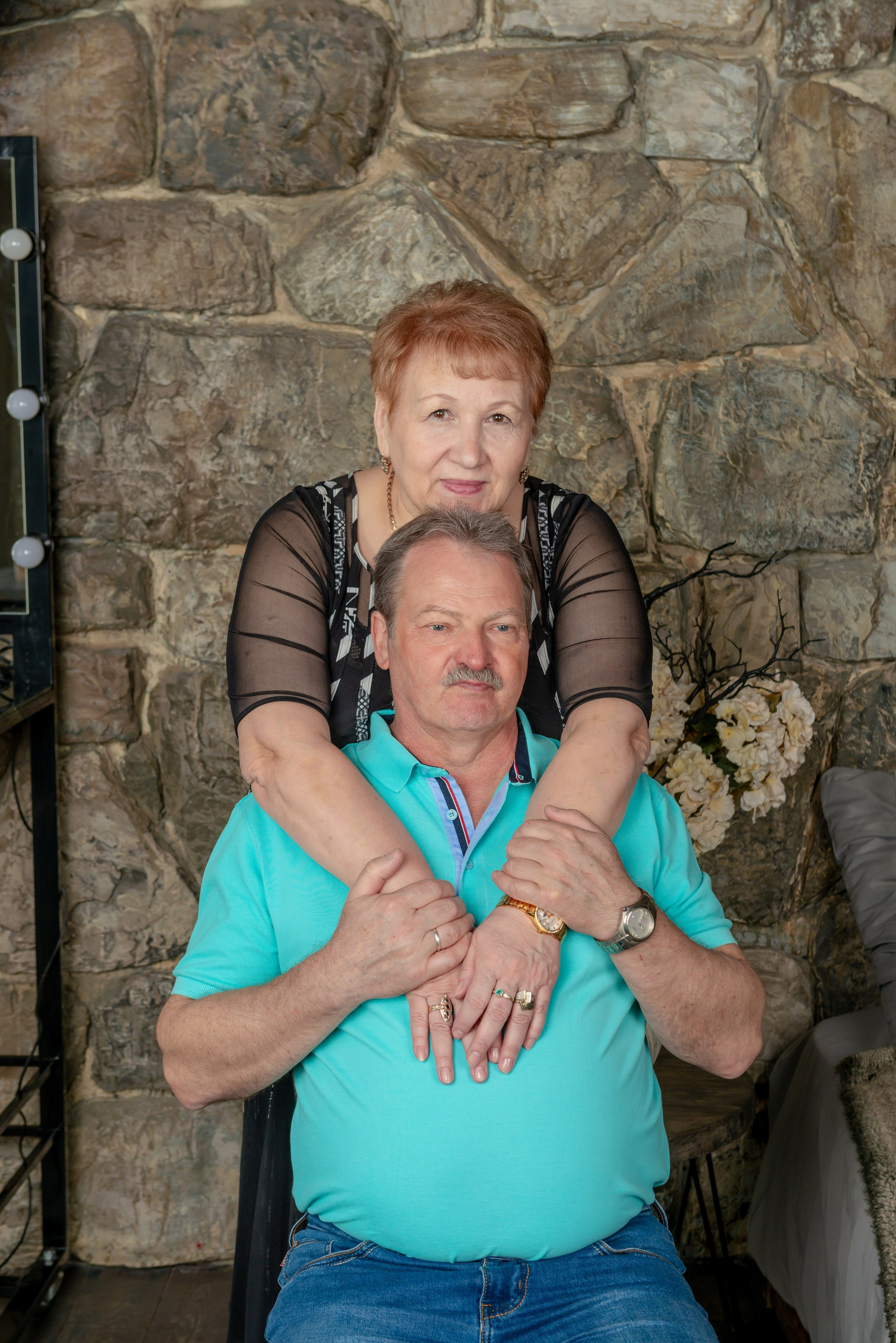 Photosession of a married couple in the studio. PHOTOGRAPHER QUINTANA ROO