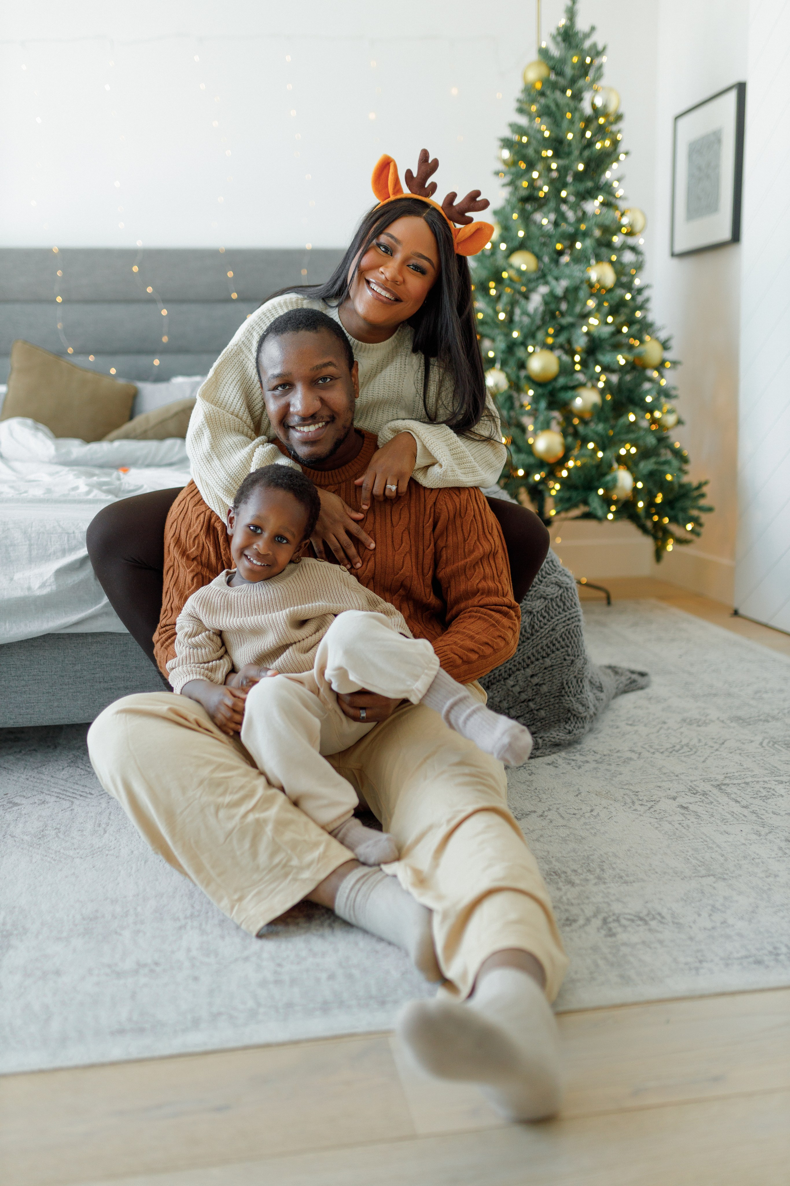 Christmas minis 2026. Photographer Elvira Hryshchenko