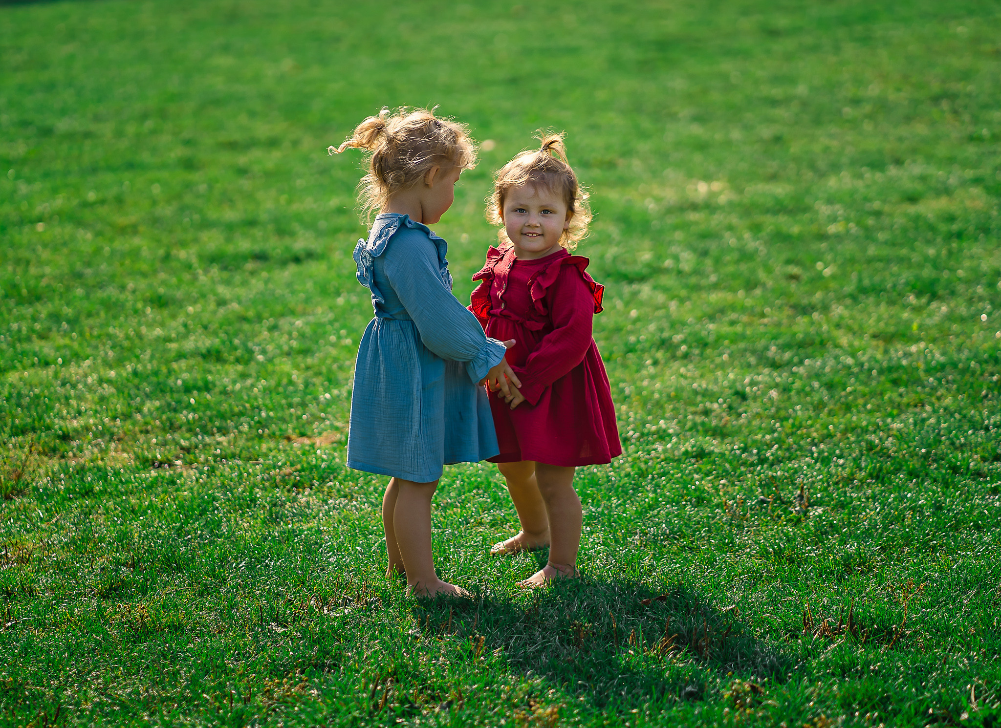 Amelia and Olivia. Vancouver Kids Photographer