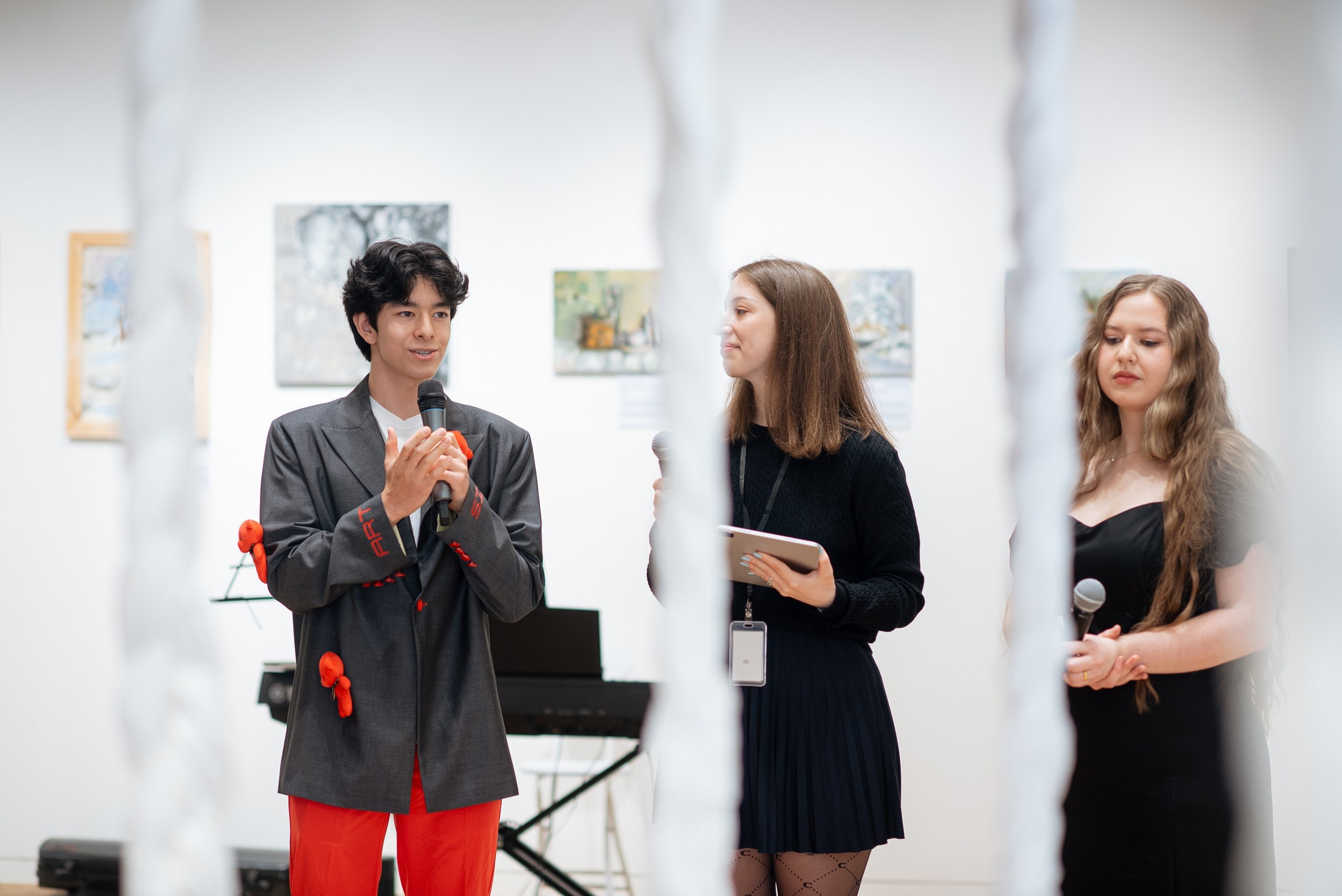 Abracadabra art exhibition. Студия декора «Нарния»