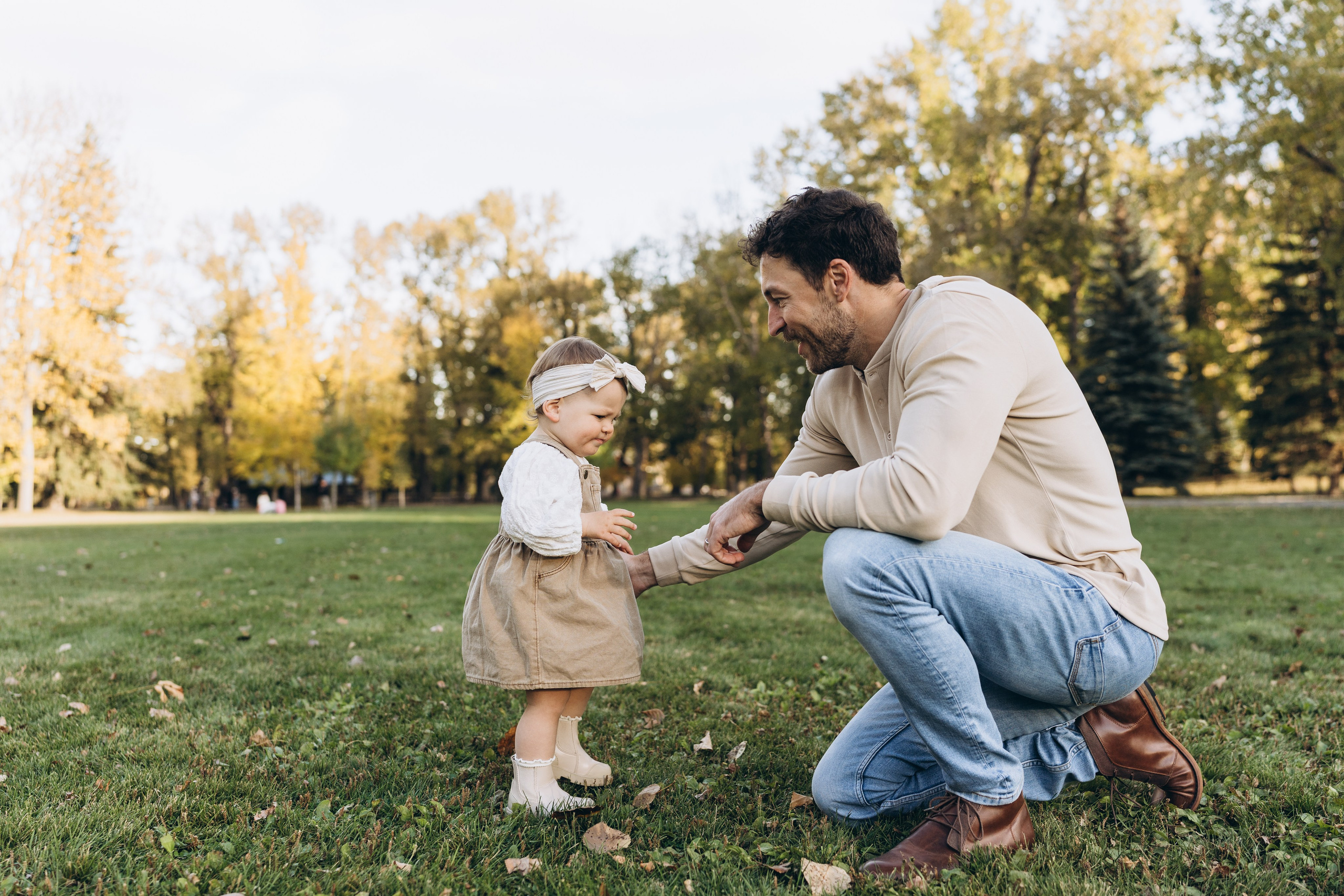 Jess & fam. Calgary Wedding & Lifestyle Photographer — Yevhen Polishchuk