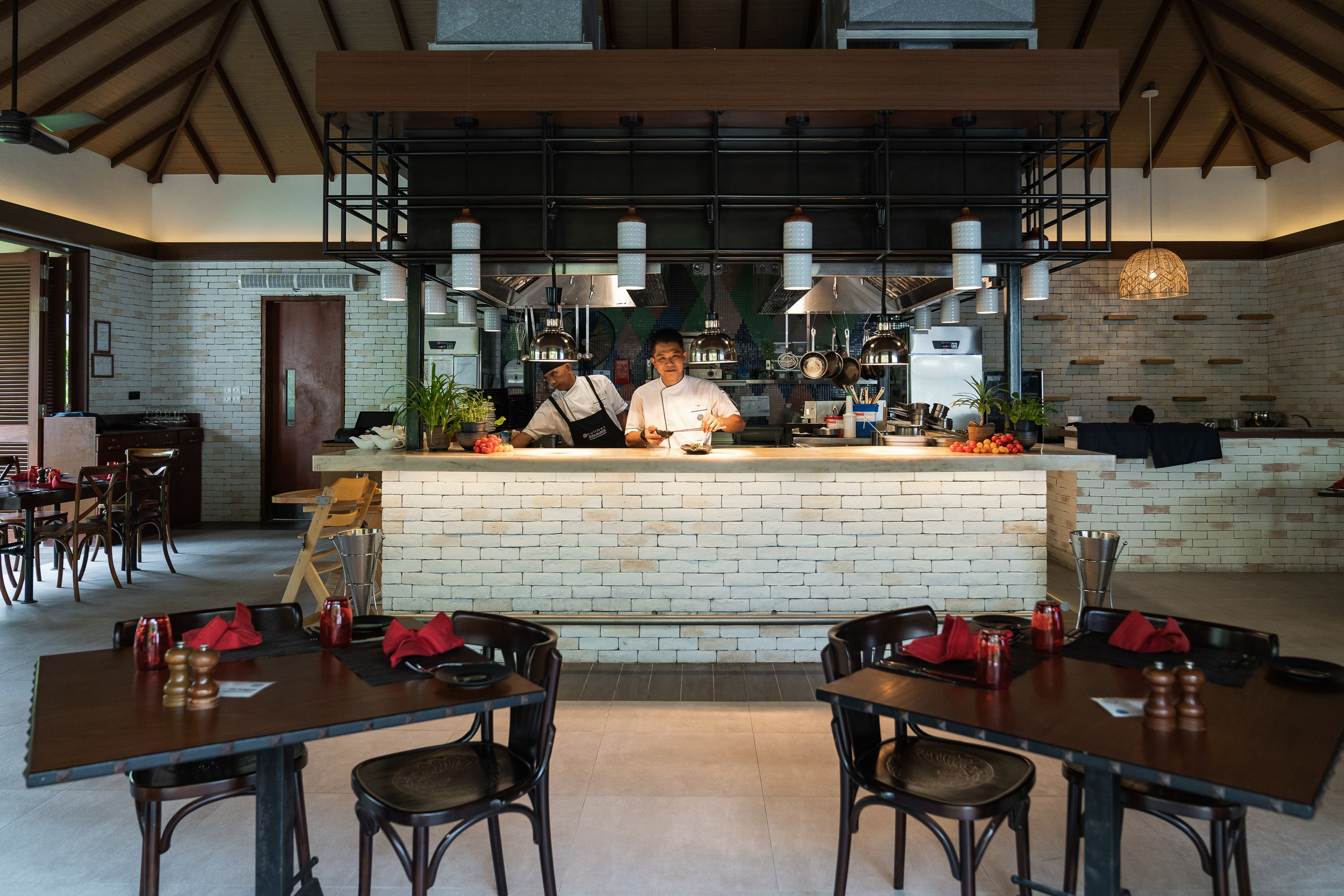 Pullman Maldives Maamutaa | Hospitality Lifestyle & Social Media Content