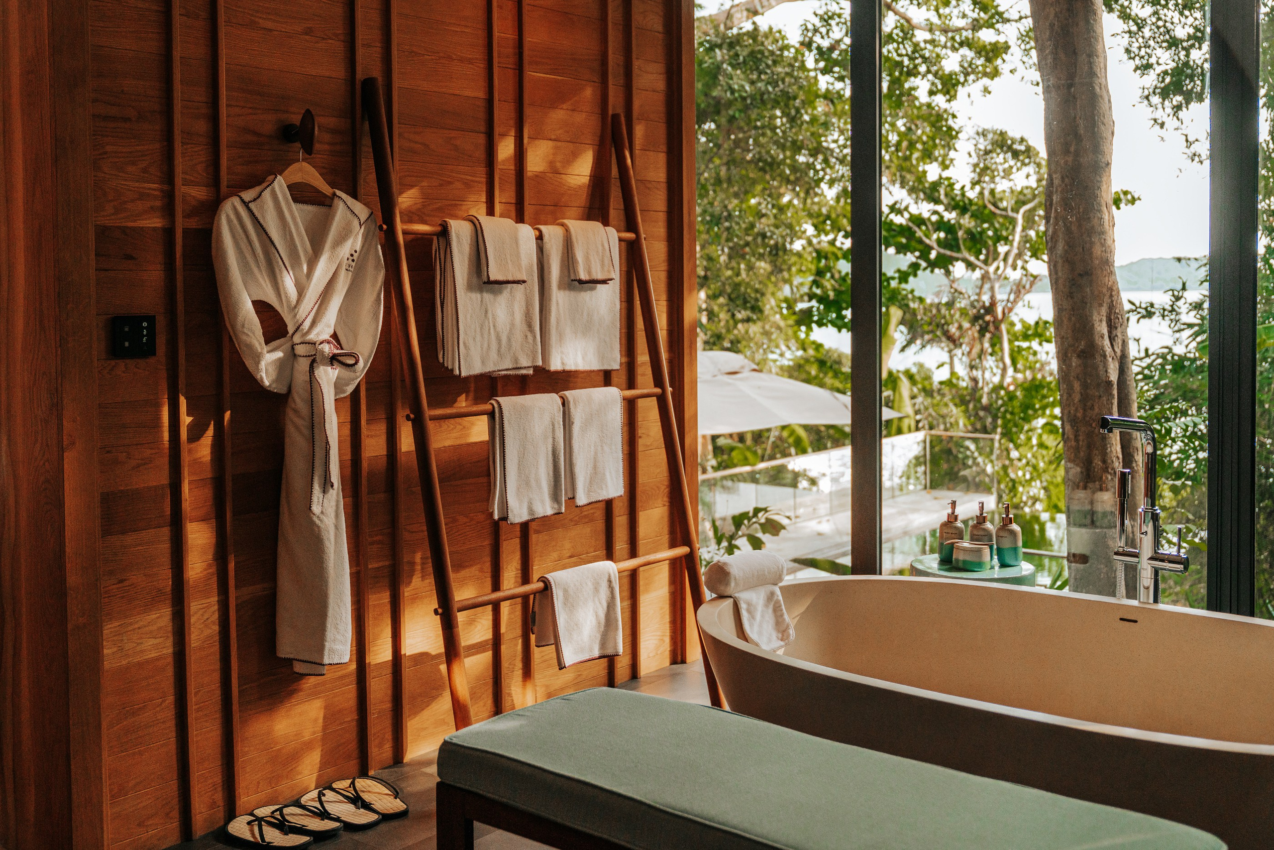 Six Senses Krabey Island | Hospitality Lifestyle & Social Media Cont