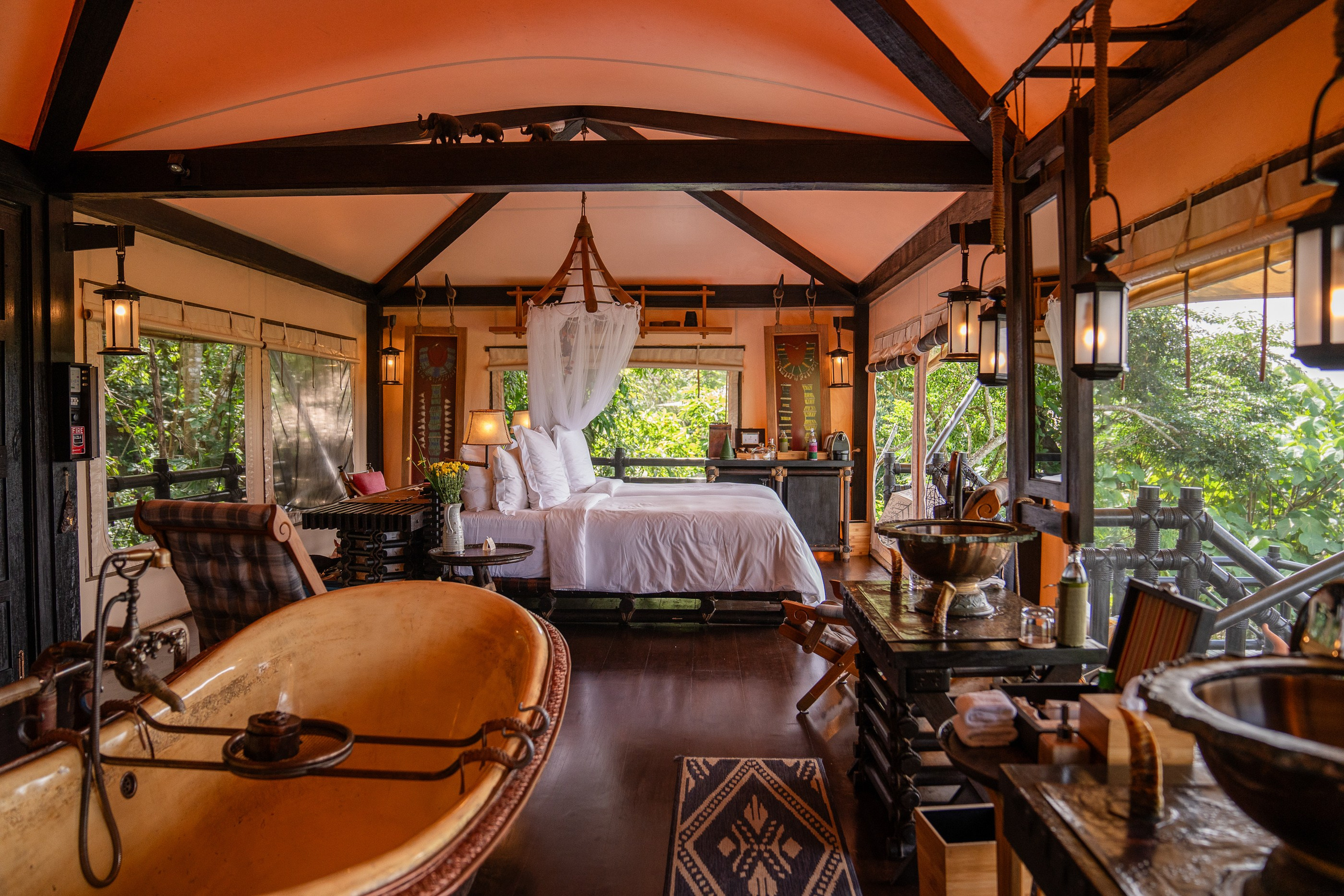 Four Seasons Golden Triangle | Hospitality Lifestyle & Social Media Content