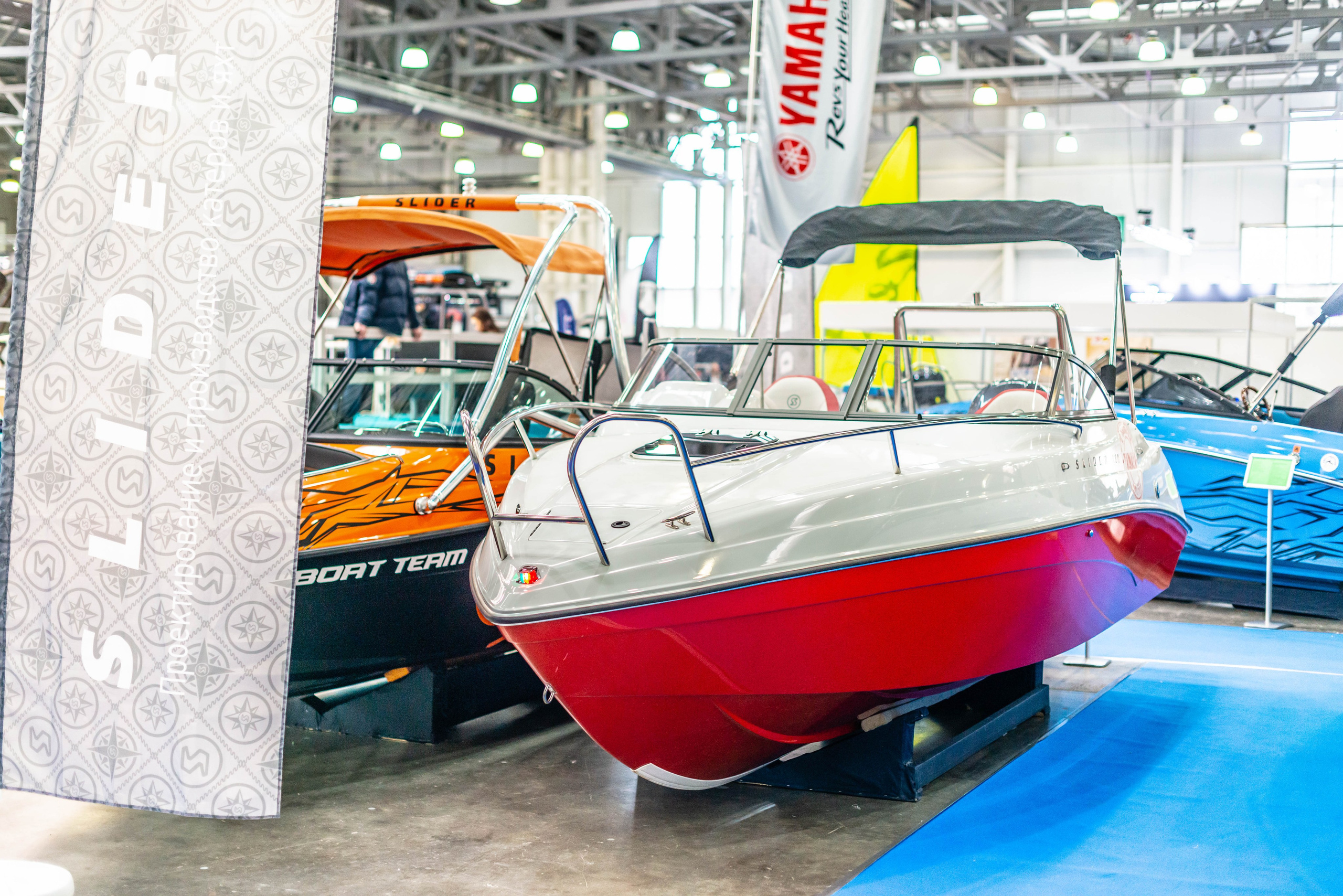 Фотосъемка лодок на Moscow Boat Show 2022. PHOTOGRAPHER QUINTANA ROO