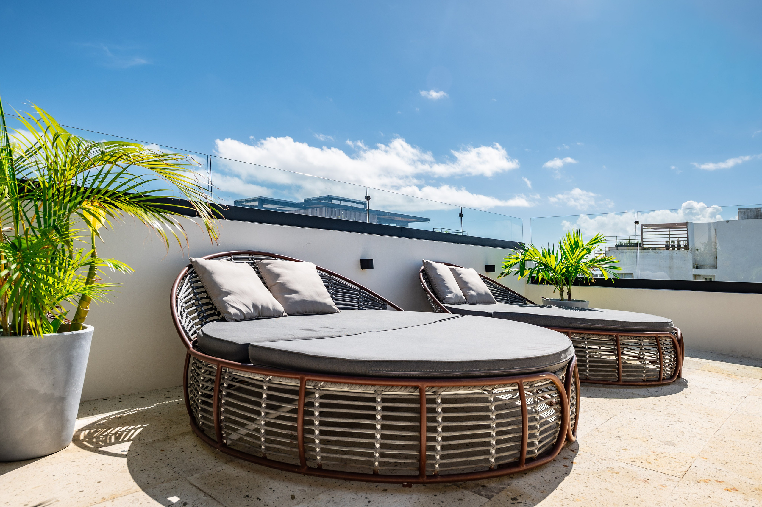 Why HDR Makes Interior Photos Look Better?. PHOTOGRAPHER QUINTANA ROO
