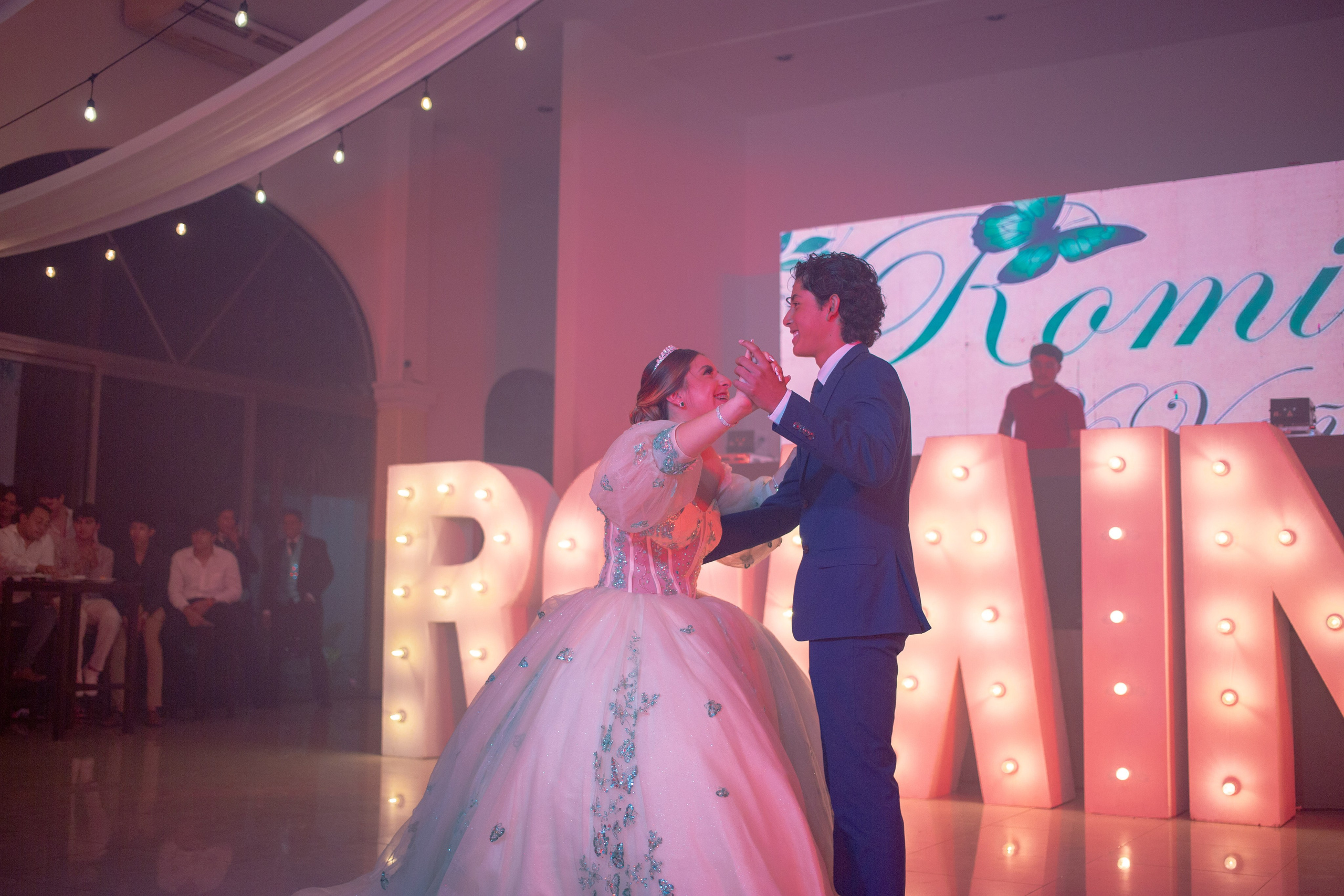 XV AÑOS ROMINA. Simón Enríquez Studio