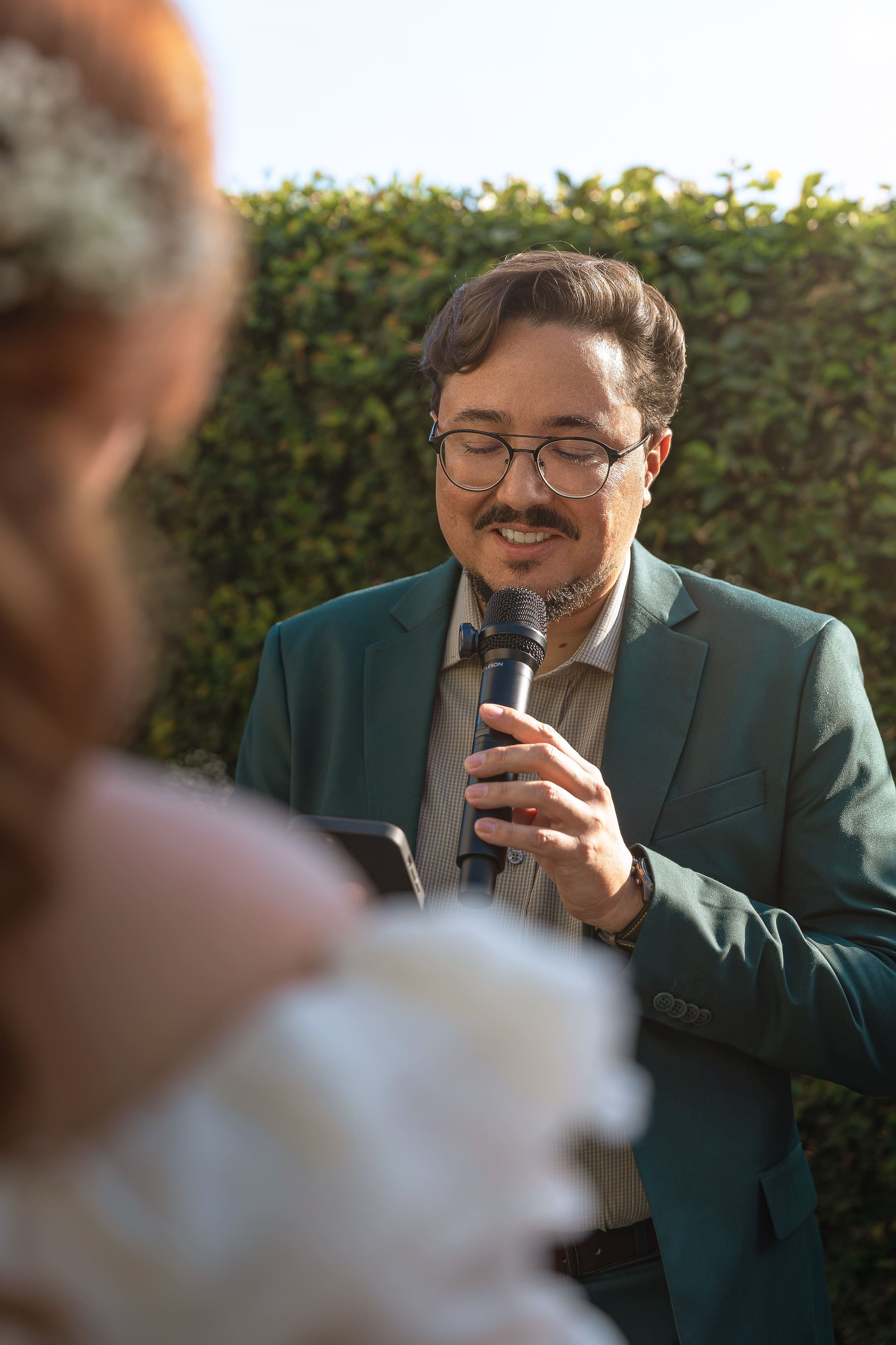 Fotógrafa de casamento em São Paulo, registrando cerimônia, celebração e momentos espontâneos com autenticidade. Fotografias para reviver cada emoção do casamento.
