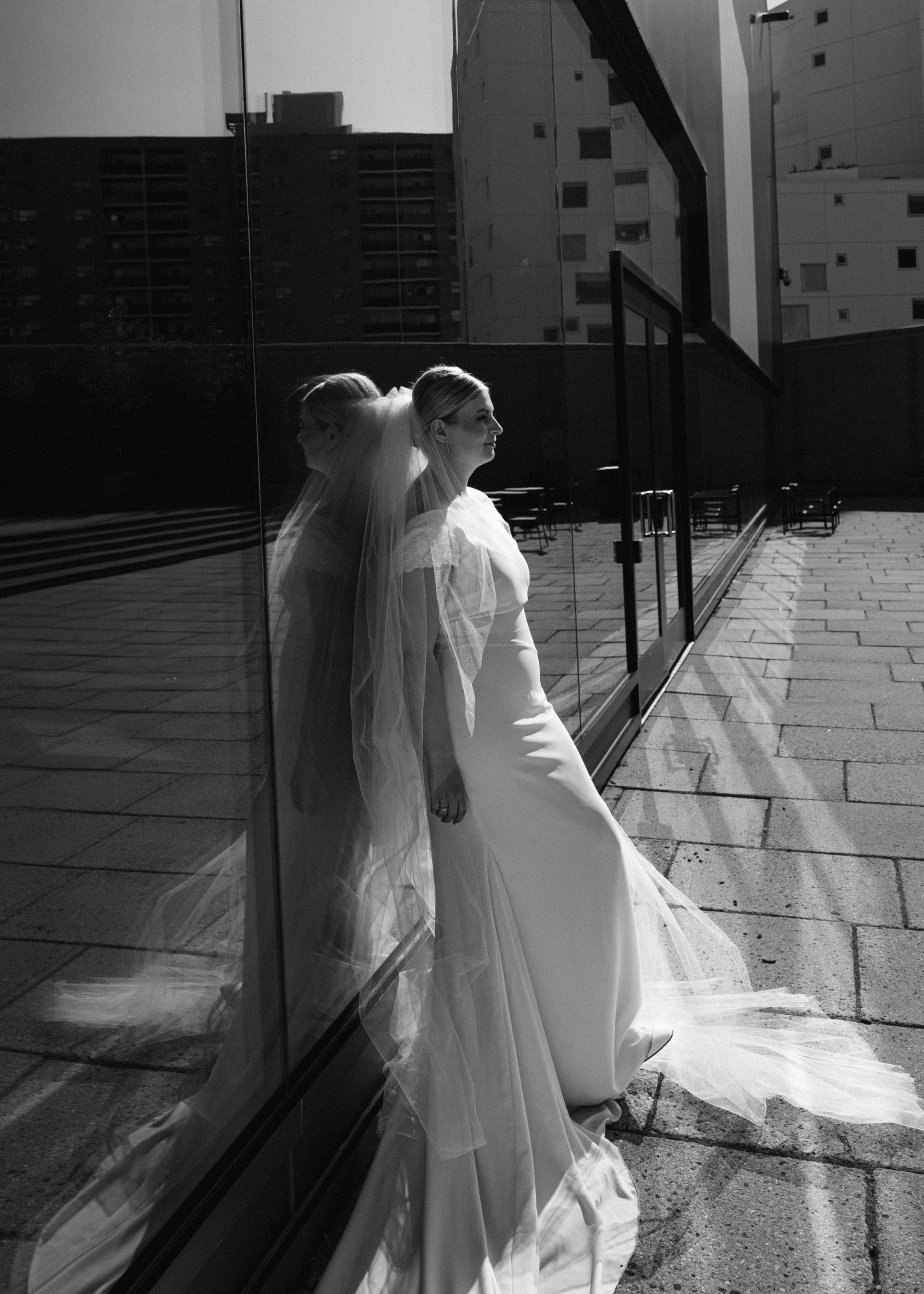 Khrystyna & Zachary (Winnipeg Art Gallery). Wedding Photographer in Winnipeg — Cinematic & Timeless by Vitiuk Photography