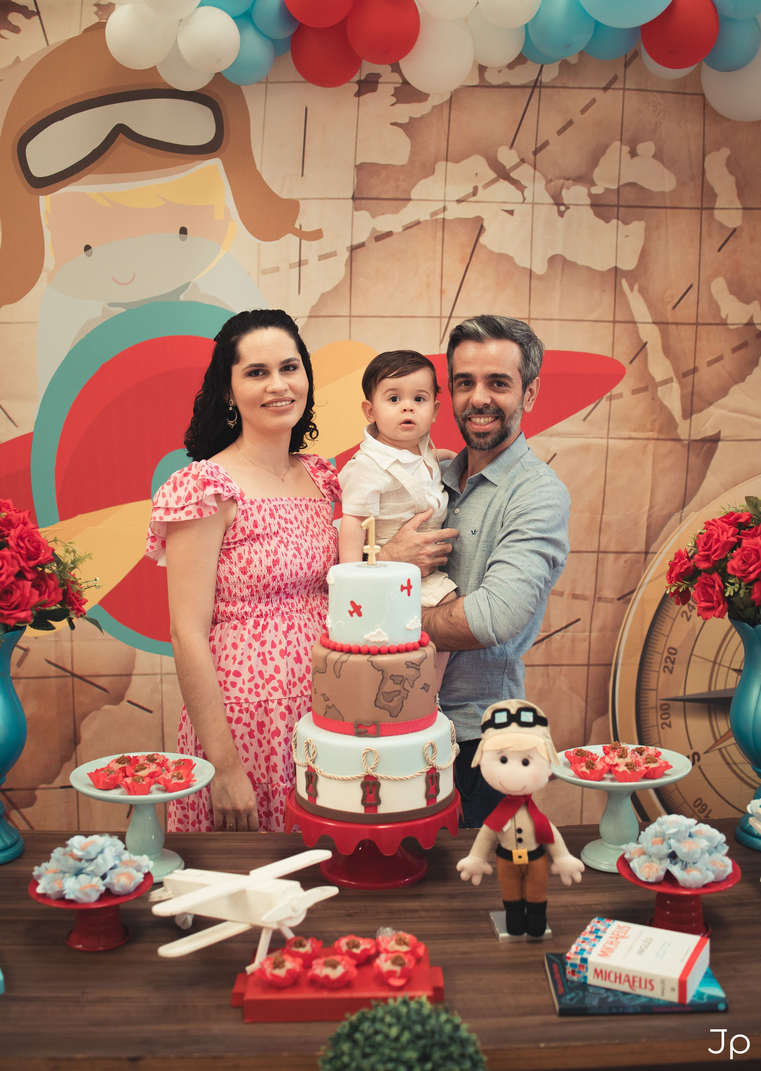 Fotografia de Aniversário em Bariri — 1 aninho do Gabriel. Alma Fotografia & Vídeo | Casamentos