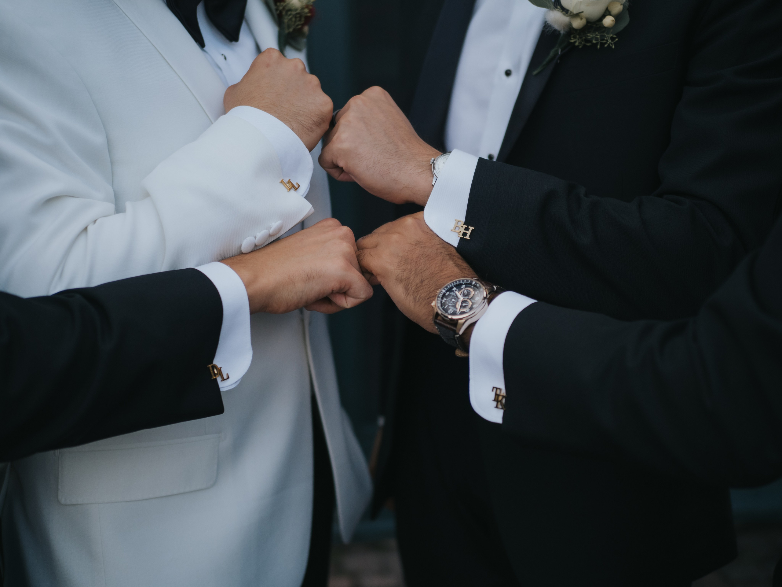 Wedding of Cassandra and Loïc in Beaconsfield, Montreal. Montreal Wedding Photographer — Muriel Oe Photo