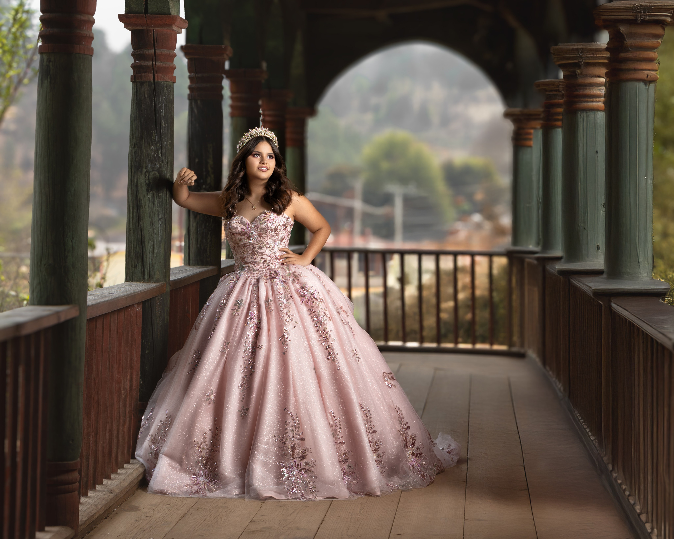Fotógrafo de Quinceañeras en Villahermosa y Tuxtla Gutiérrez | Roger Corzo Foto. Fotógrafo de XV y BODAS en Tuxtla Gutiérrez y Villahermosa | ROGER CORZO | 360 PRODUCCIONES
