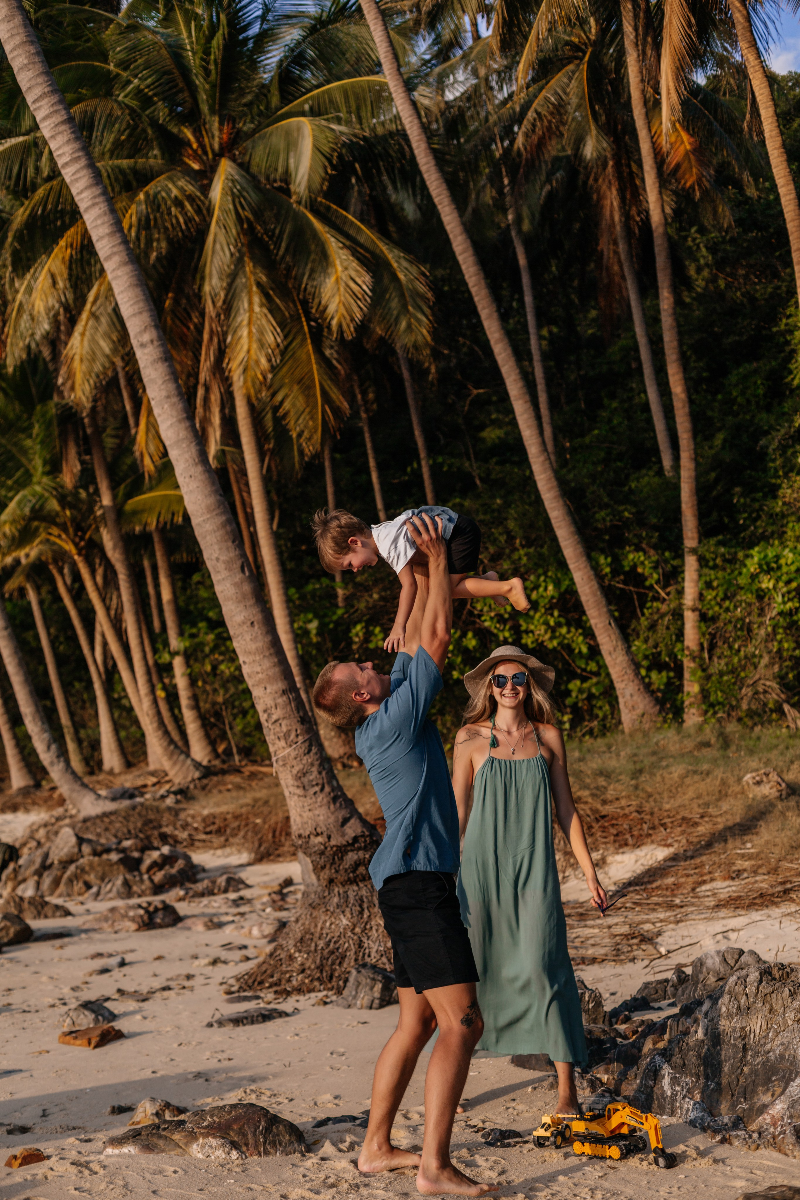 Family session at sunset in Koh Samui