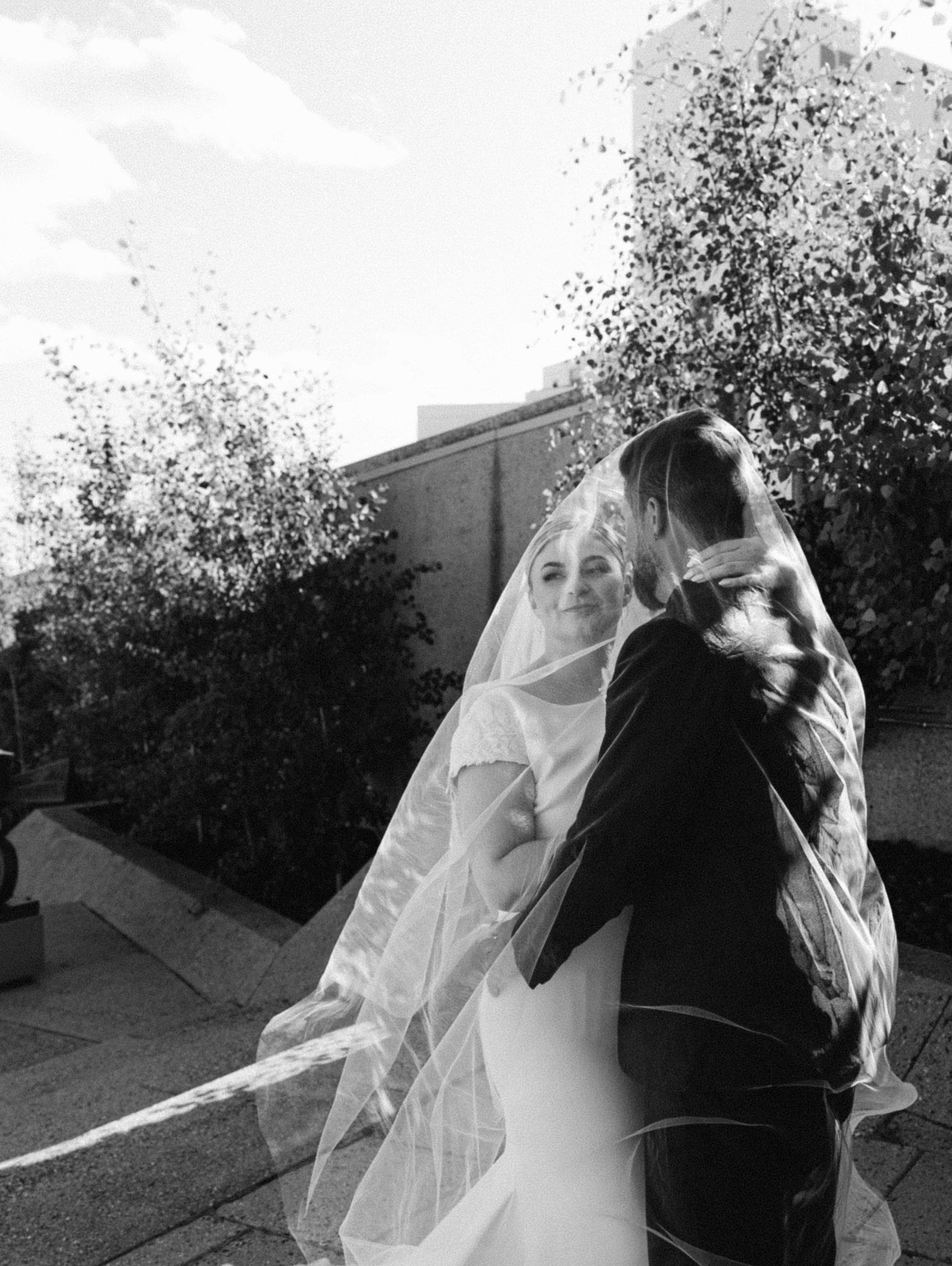 Khrystyna & Zachary (Winnipeg Art Gallery). Wedding Photographer in Winnipeg — Cinematic & Timeless by Vitiuk Photography