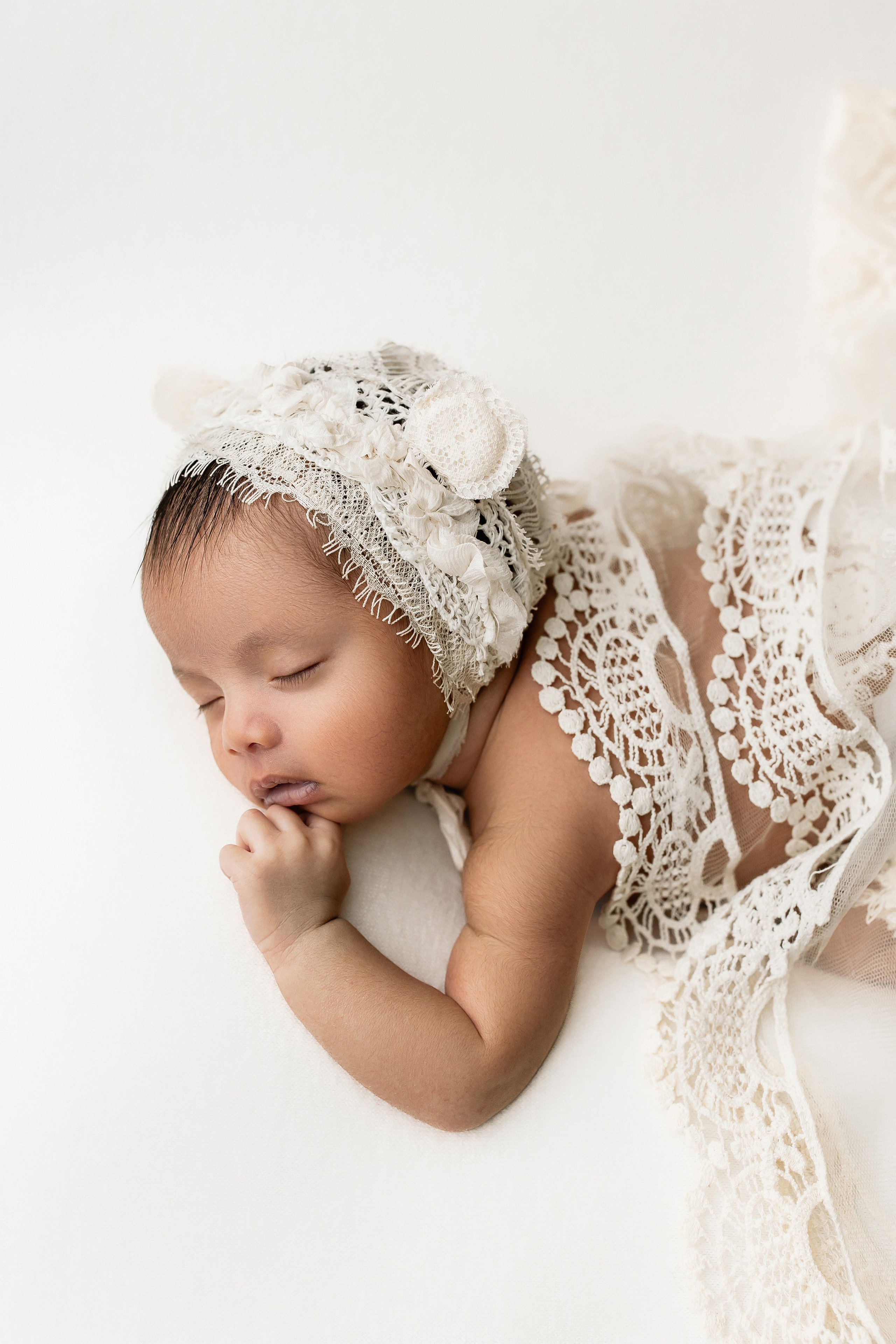 5–20 Days Newborn Photography in Toronto. Iana Banana | Toronto Maternity, Newborn & Family Photographer