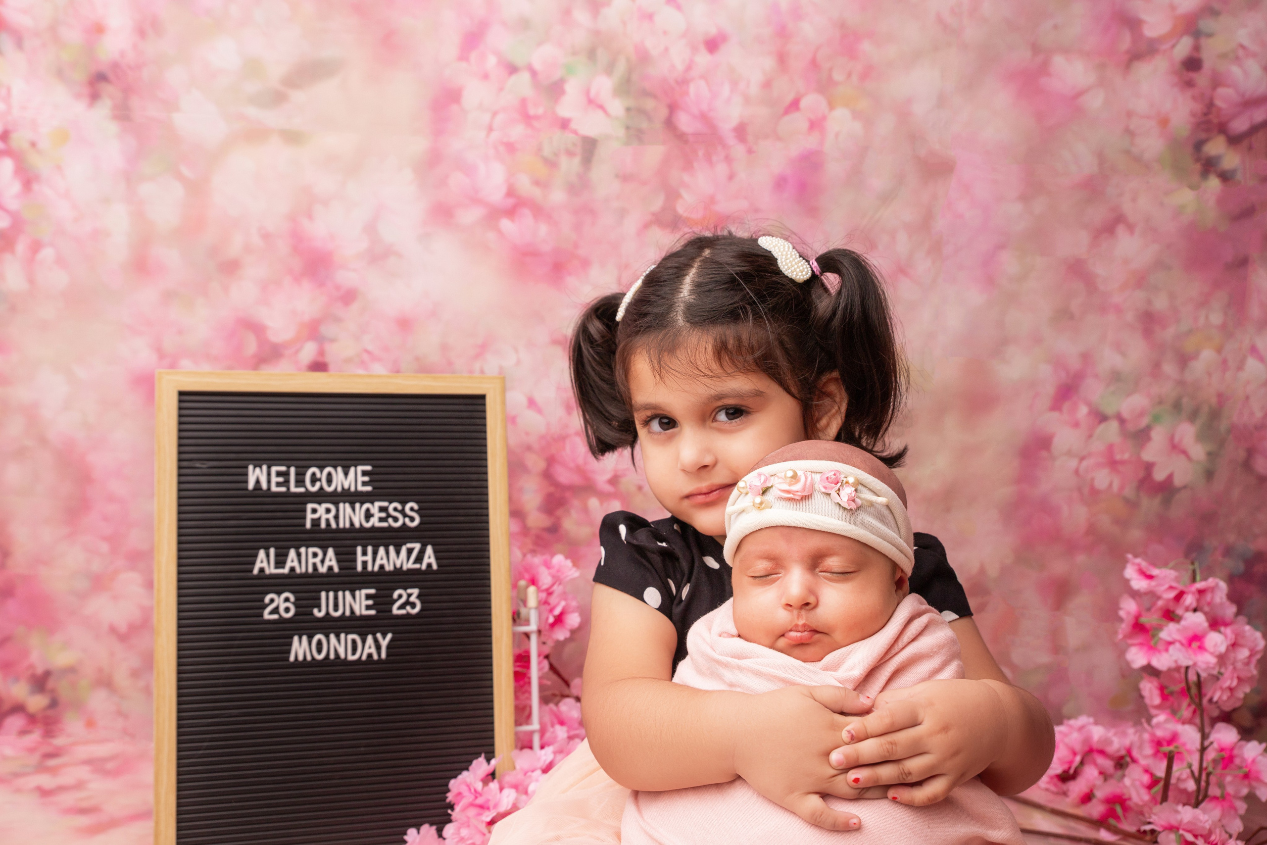 Siblings. Lifestyle and Family Photographer Faryal Saeed