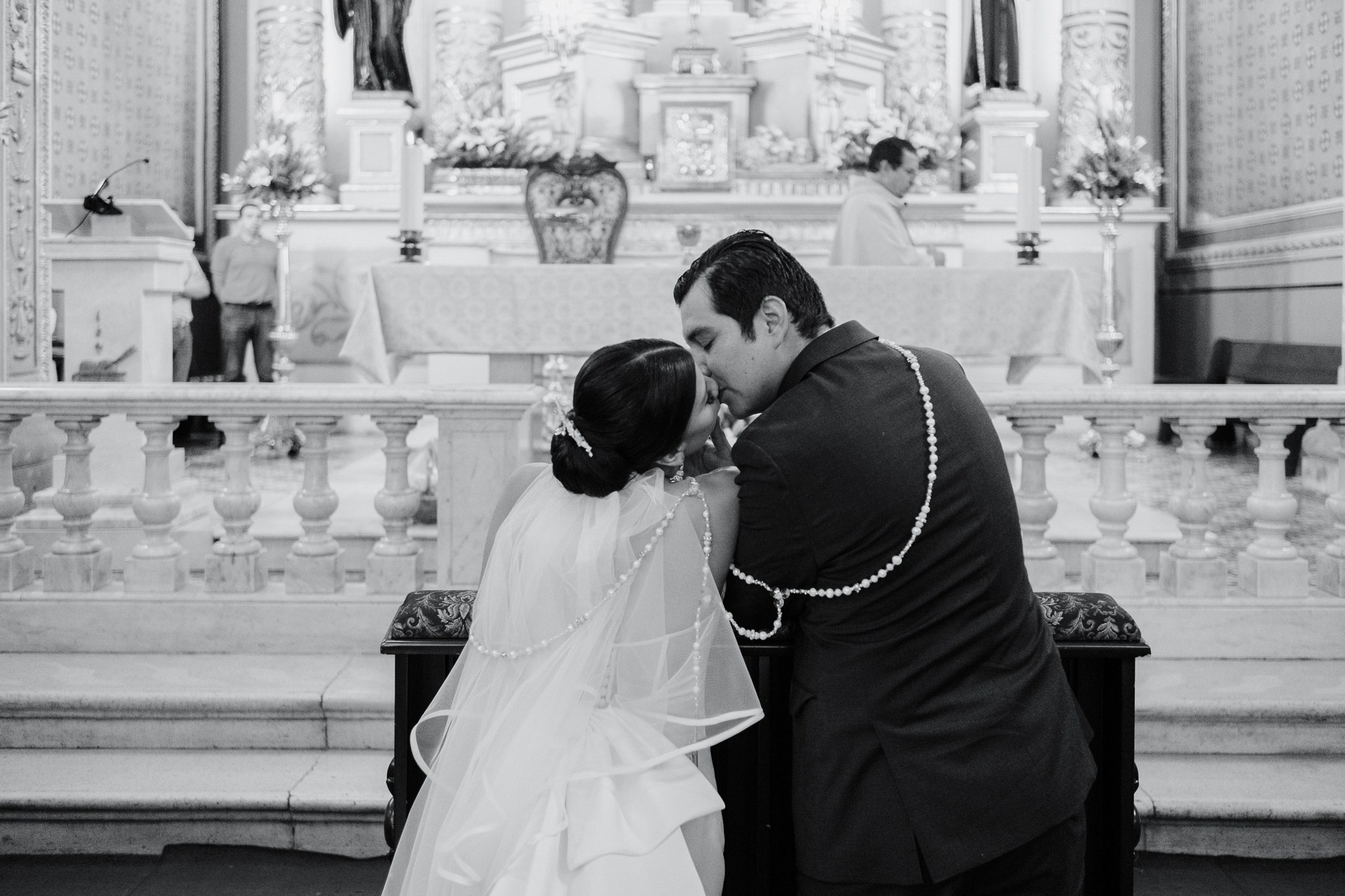 Lu y Hugo: Boda en San Luis Potosí - Jardin el vergel. Fotógrafo de bodas