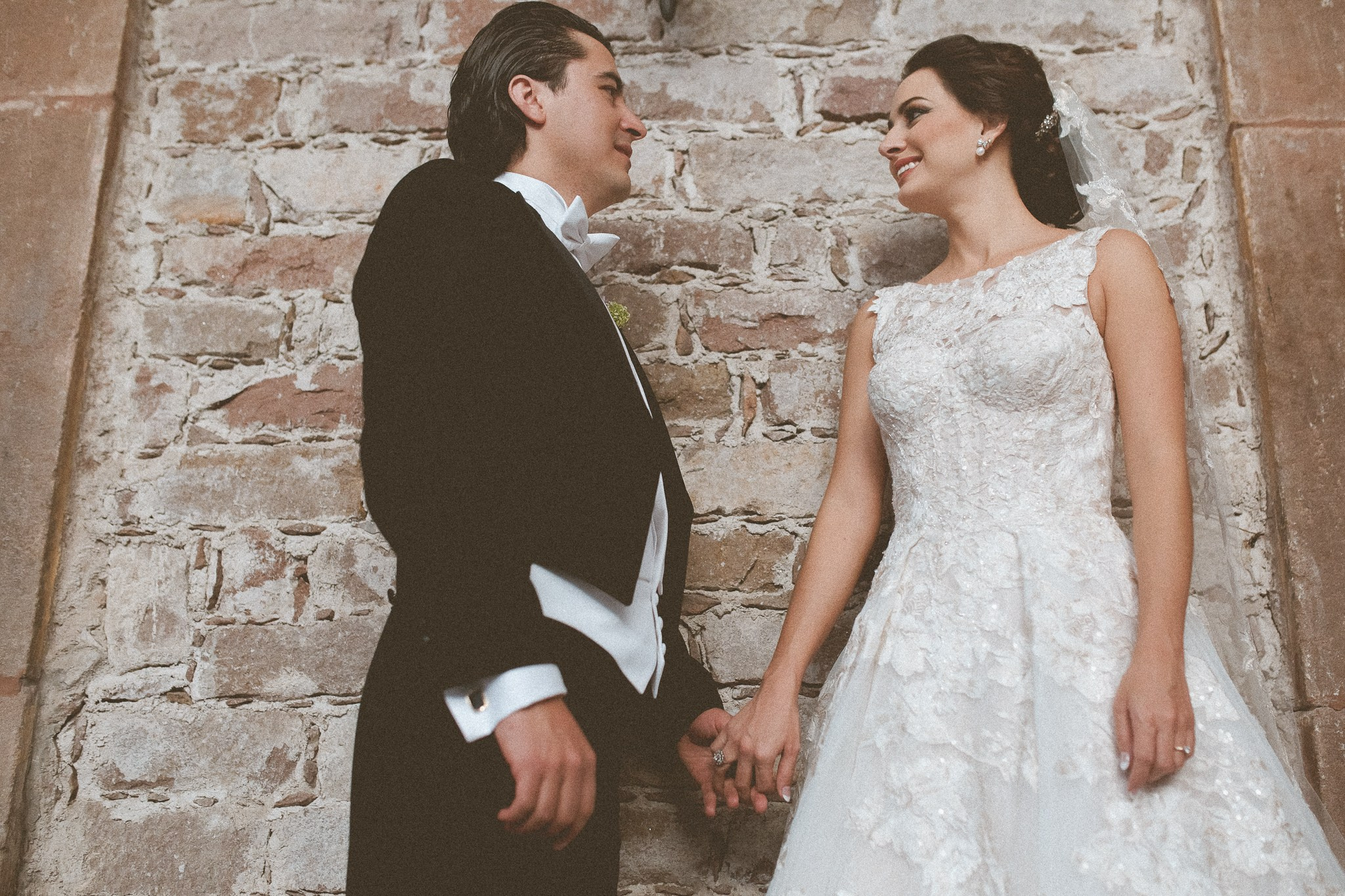 Monserrat y Adrián. Fotógrafo de bodas