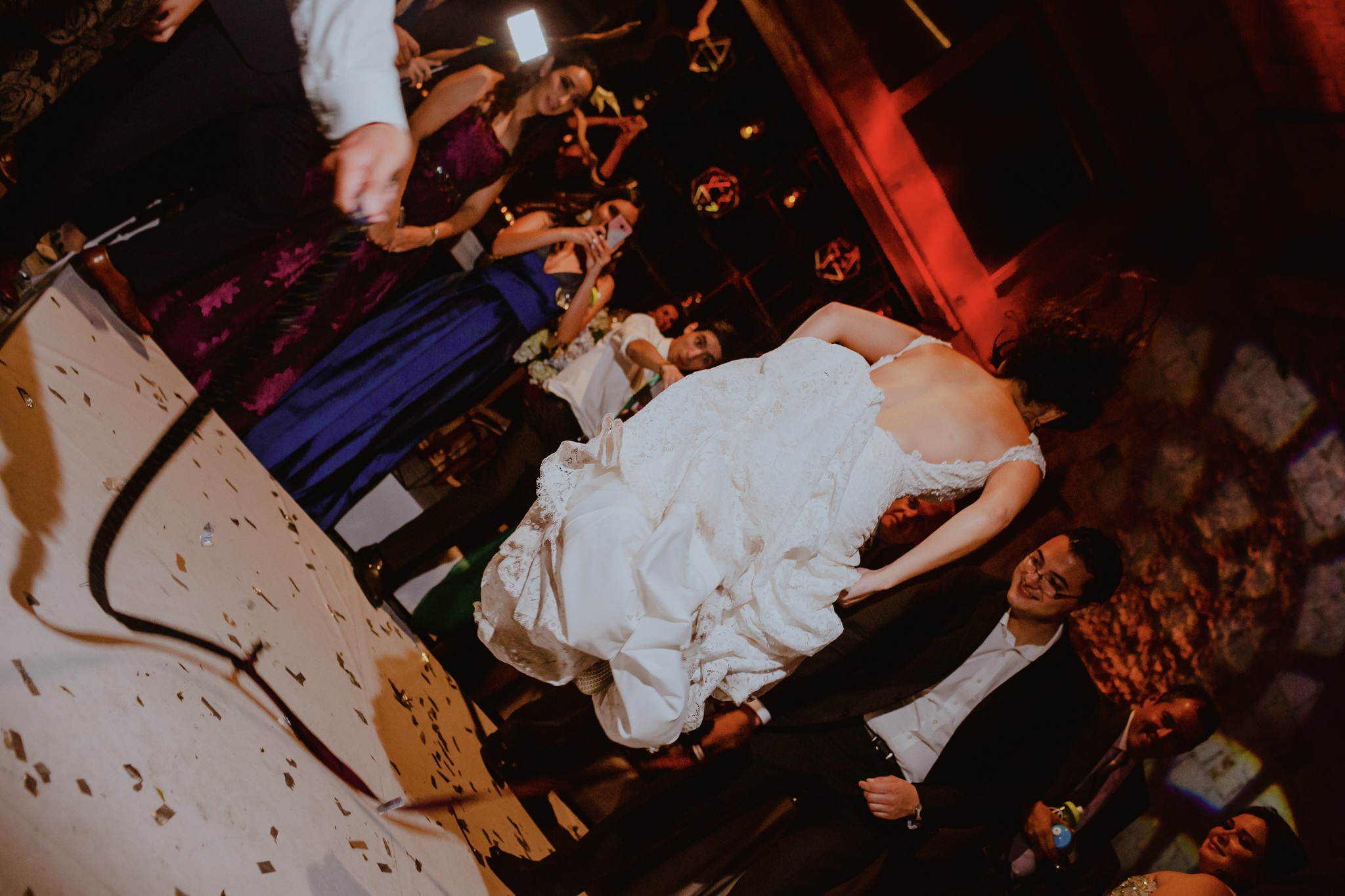Alejandra y Mauricio: Boda en San Luis Potosí - Parque norte. Fotógrafo de bodas