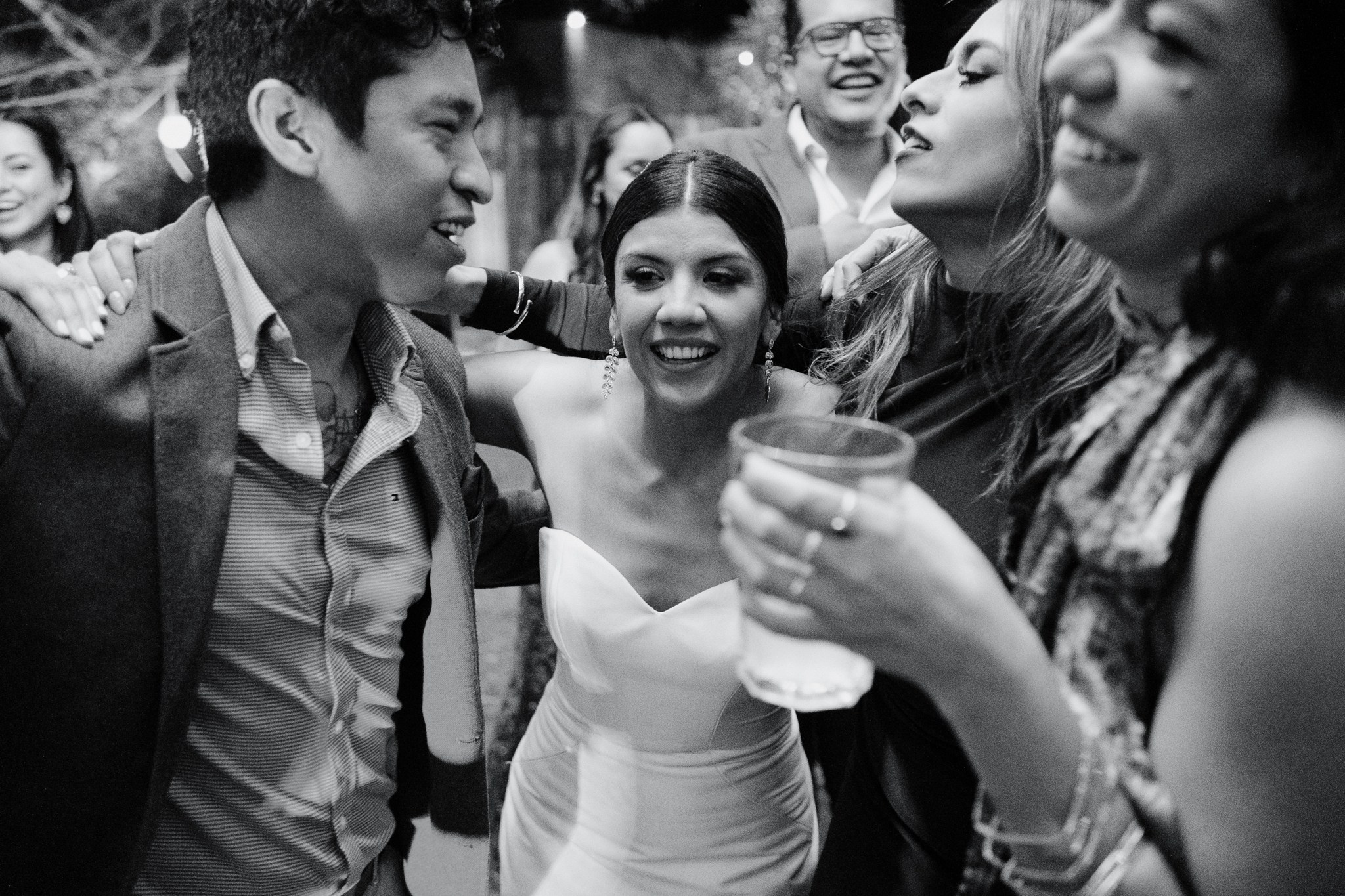 Lu y Hugo: Boda en San Luis Potosí - Jardin el vergel. Fotógrafo de bodas