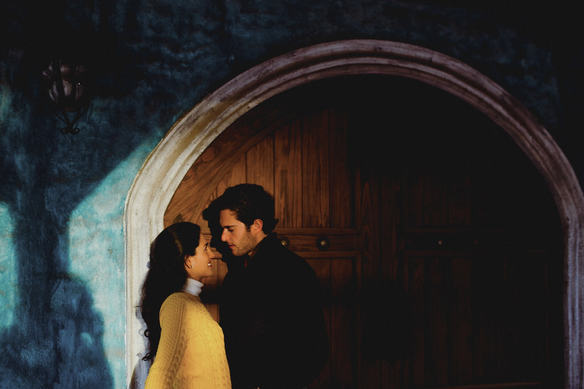 Claudia y Carlos: Sesión pre boda en camp Santa Ursula. Fotógrafo de bodas