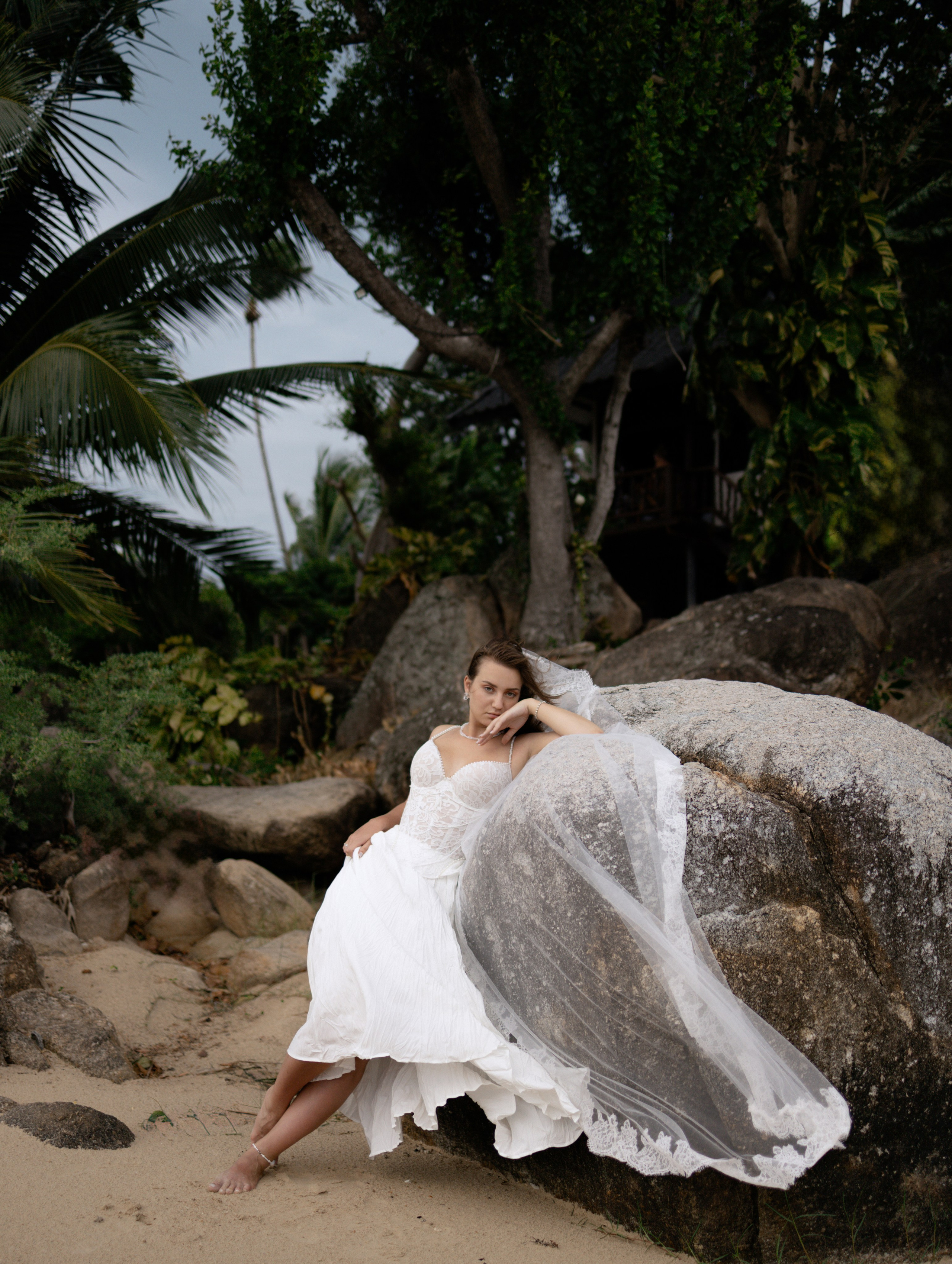 WOMEN’S PHOTOSHOOT. Photographer on Koh Samui Elena
