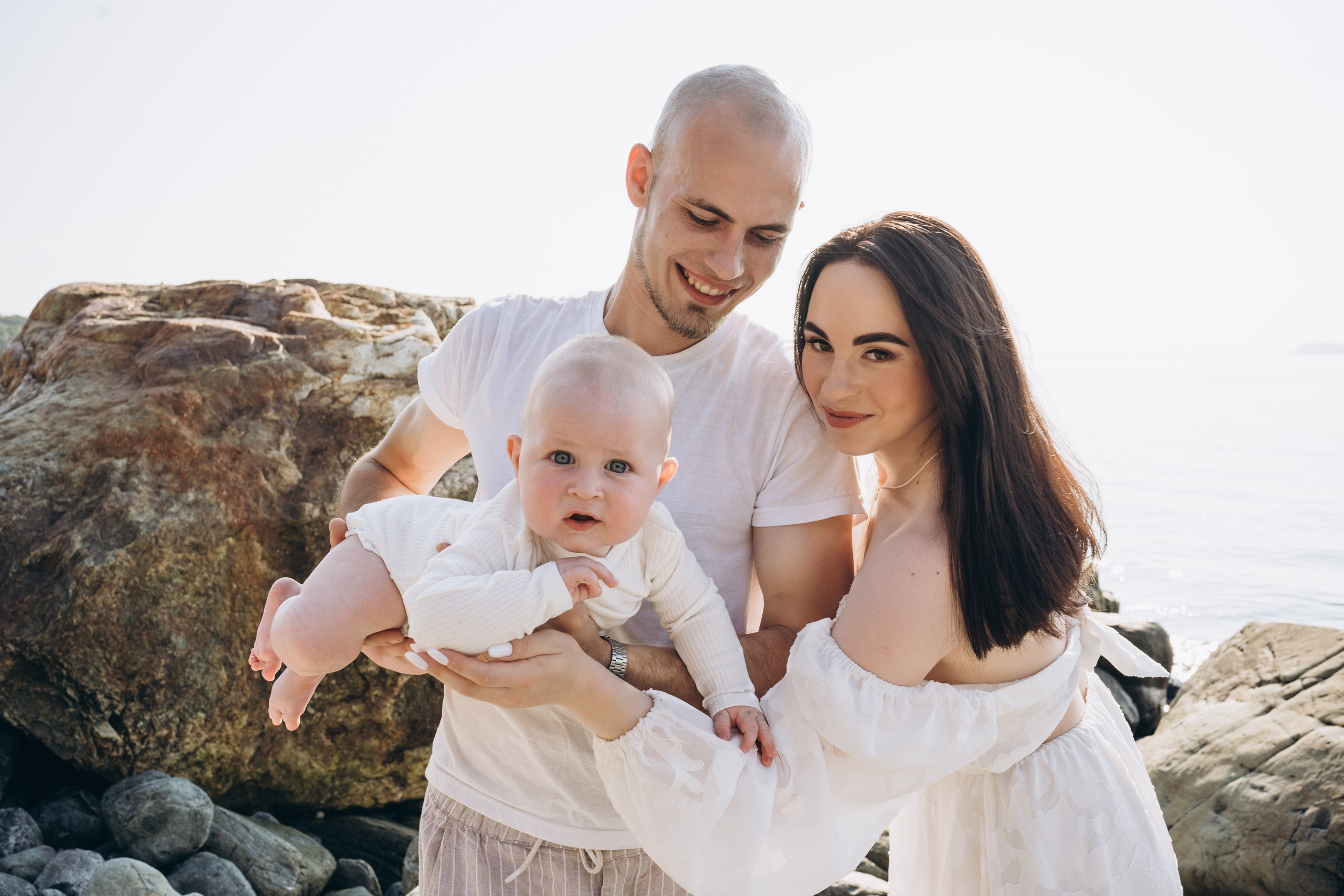 Masha & fam. Calgary Wedding & Lifestyle Photographer — Yevhen Polishchuk