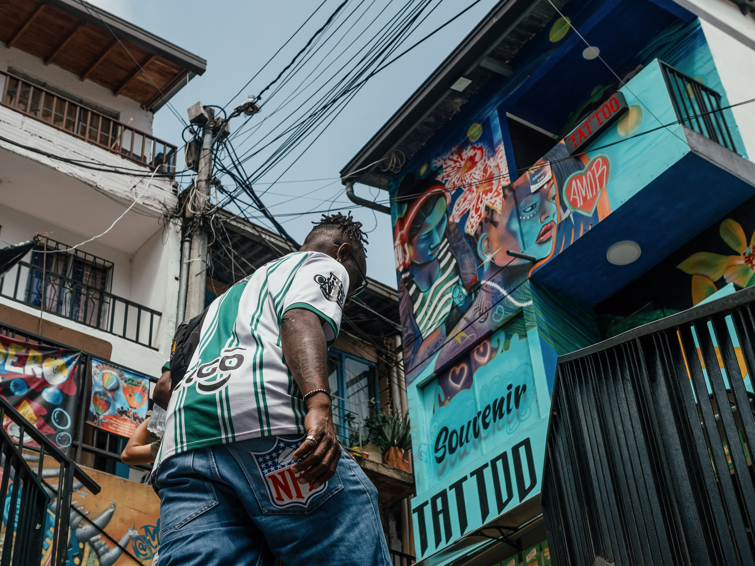 Comuna 13, Medellín, Colombia. Federico Borobio, fotografía callejera y documental.
