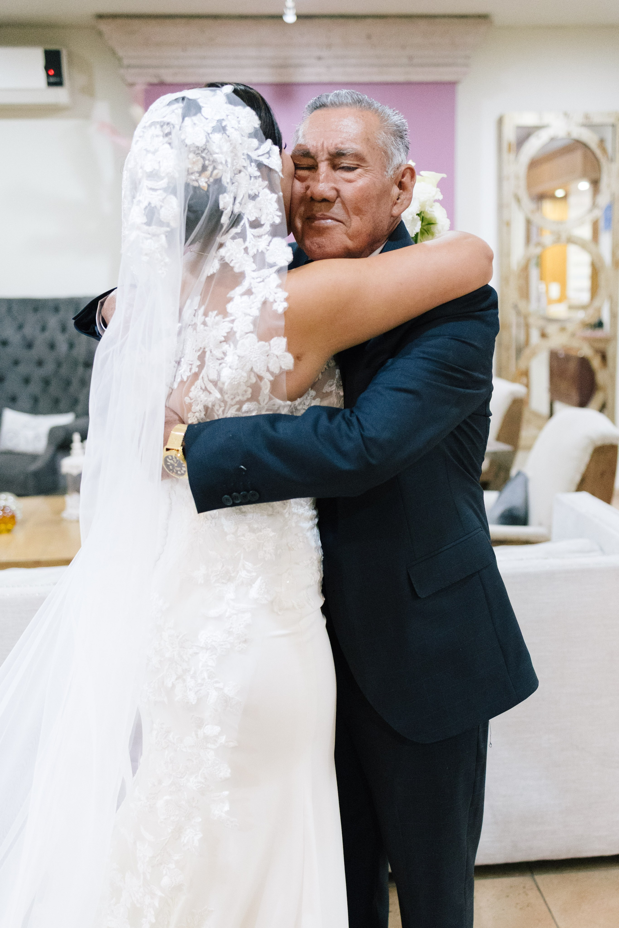 Alejandra y Salvador. Wedding Photographer Ruth Preciado