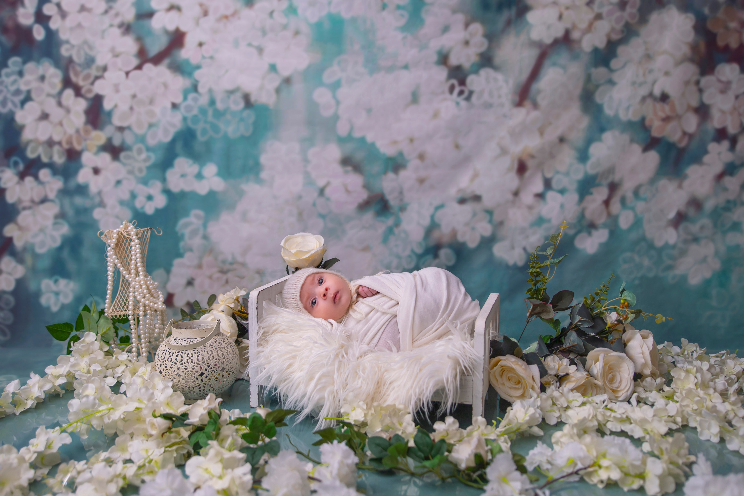 Newborns. Lifestyle and Family Photographer Faryal Saeed