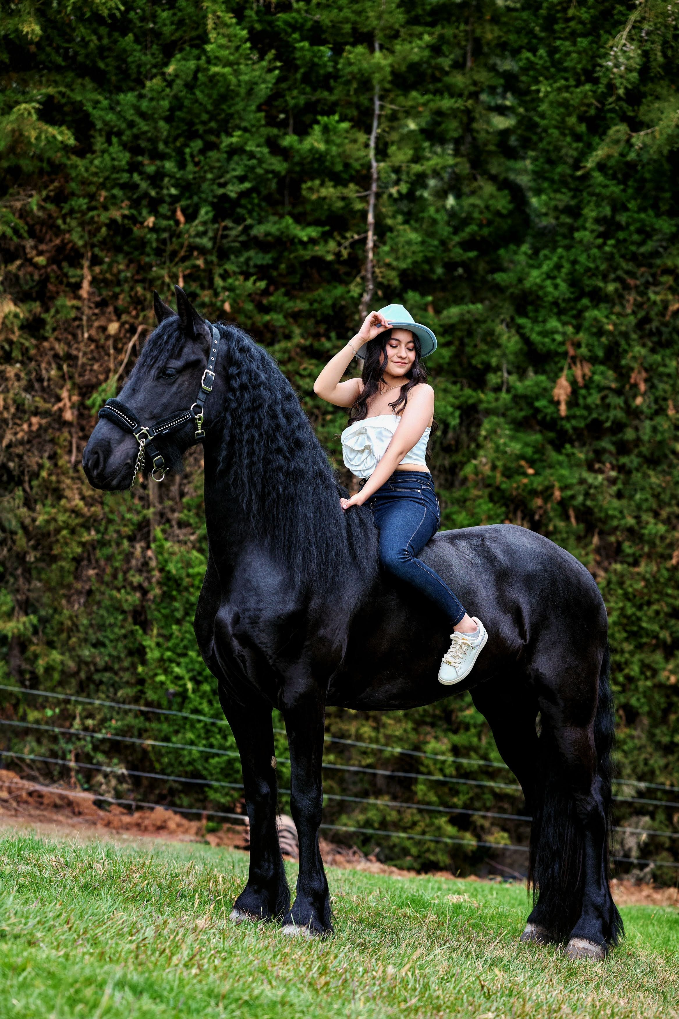 Fotos con caballos para Quiceaños. Wedding Photography & Videography by ZZ Hendrick | Capturing Your Love Story in Colombia & USA
