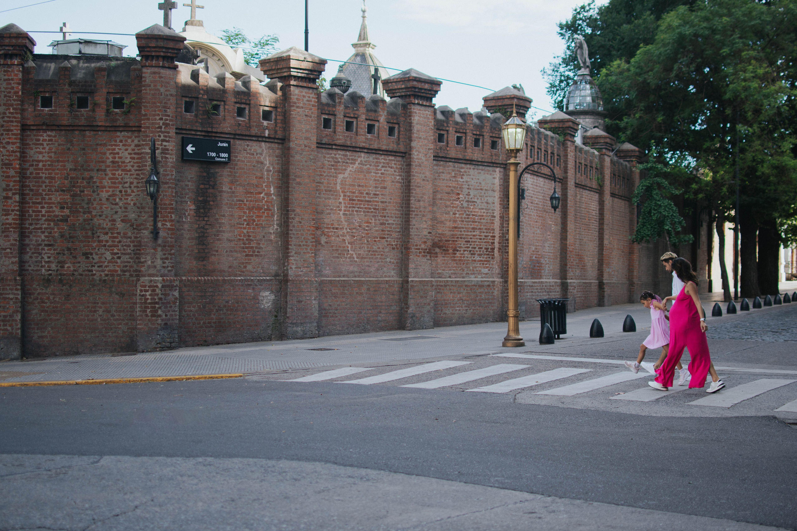 At dawn. Buenos Aires. Photography. Photographer @elmirkami in the city of Buenos Aires