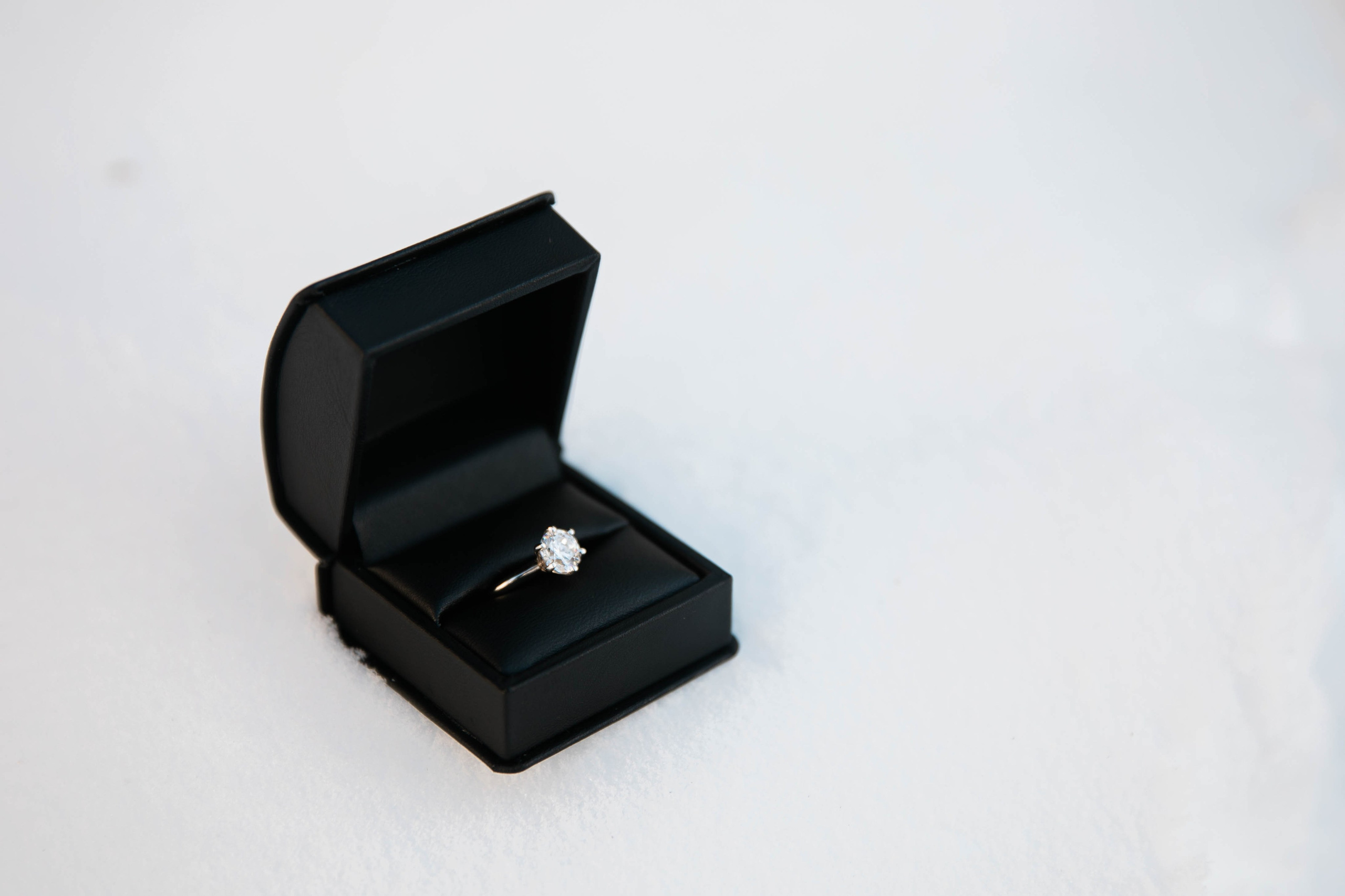Affordable Calgary Engagement Photographer. Ching Li Photography