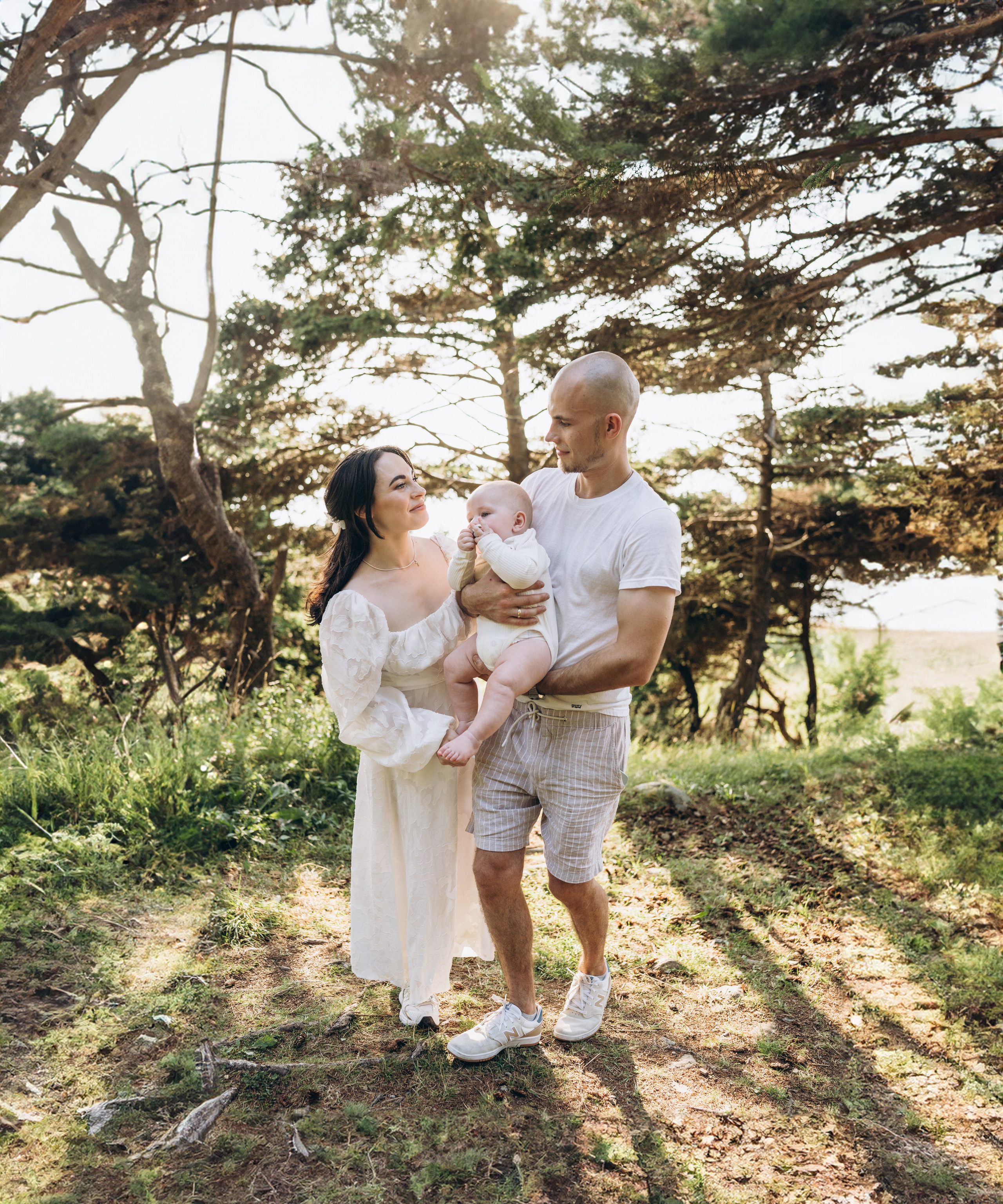Masha & fam. Calgary Wedding & Lifestyle Photographer — Yevhen Polishchuk