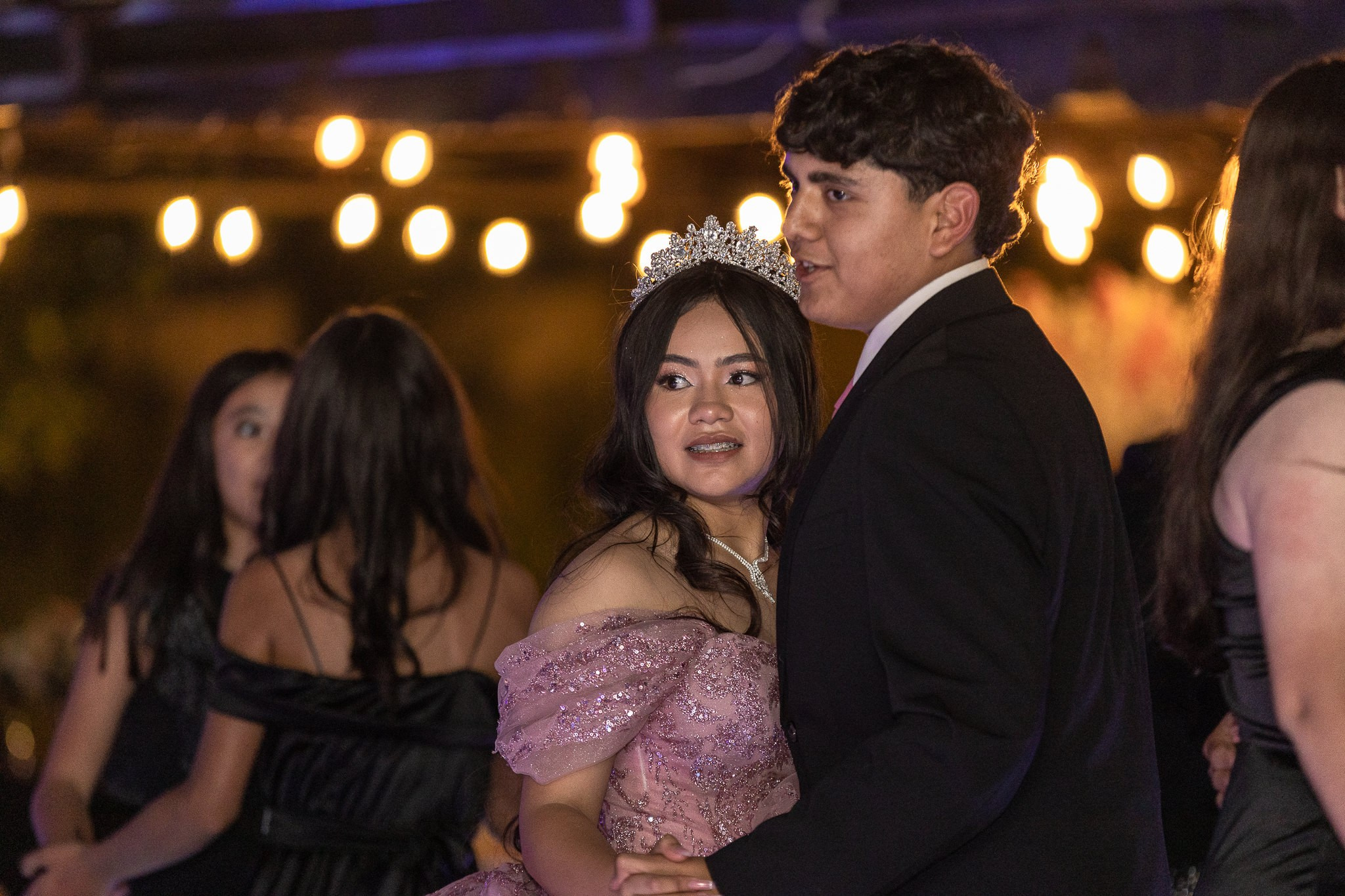 Ángela XV — Más que una celebración, una historia para contar. Lg Fotografia